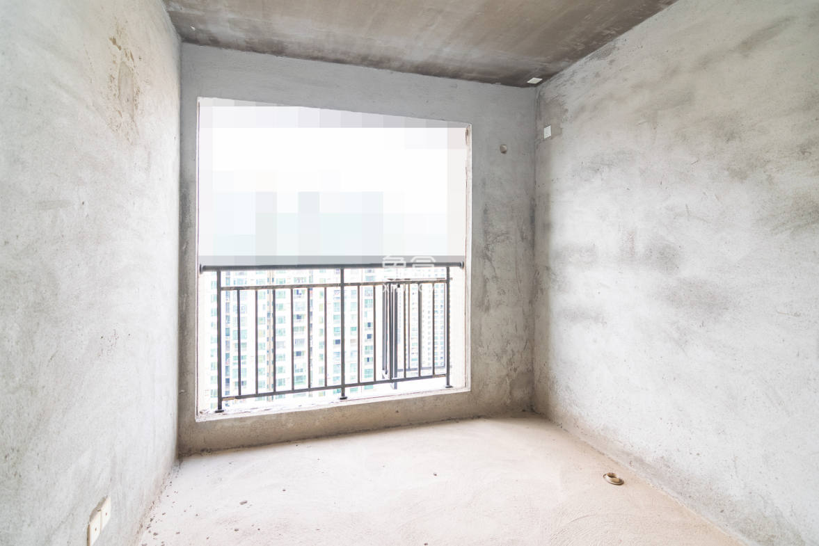 富基世纪公园 5室2厅2卫 82.0万 富基世纪公园 5室2厅2卫 82.0万卧室