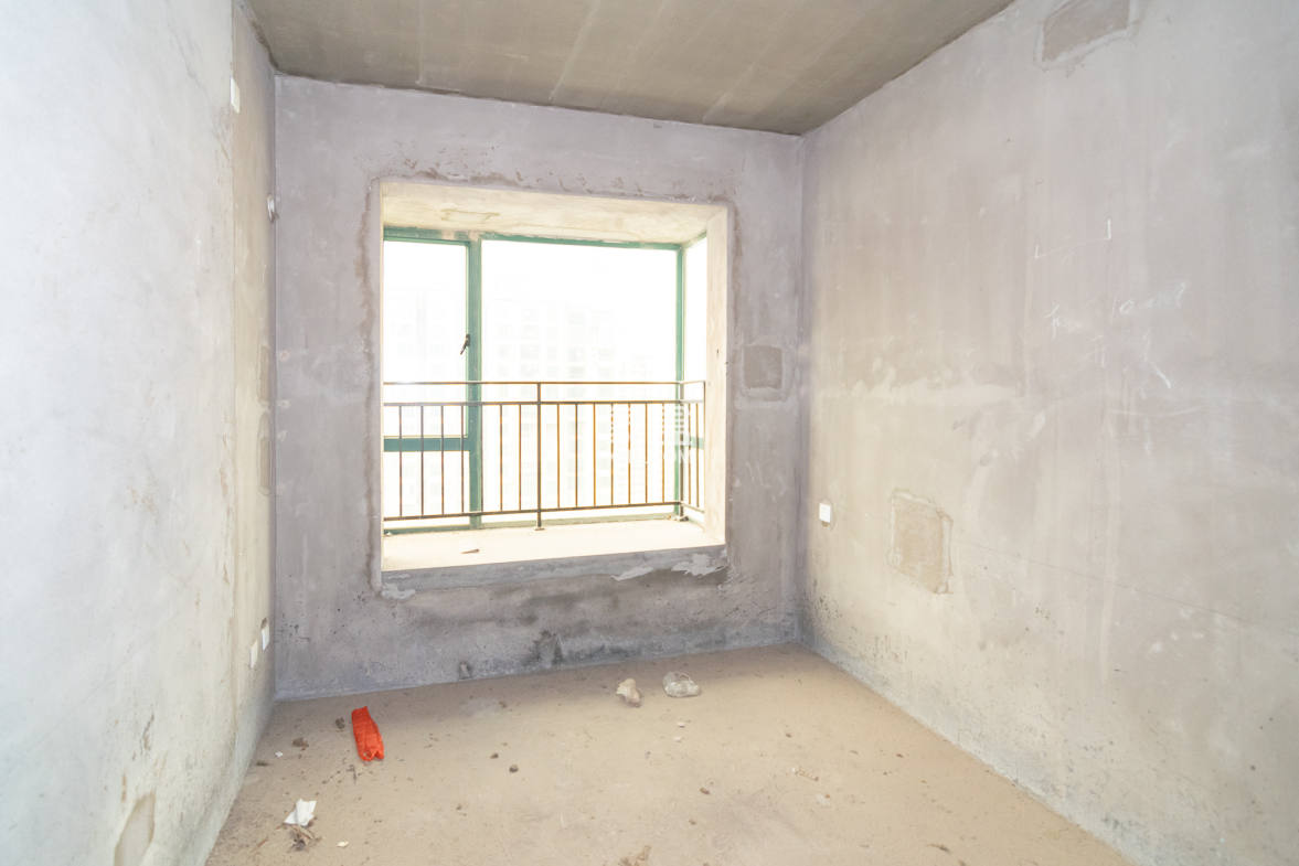 富基世纪公园 5室2厅2卫 82.0万 富基世纪公园 5室2厅2卫 82.0万卧室