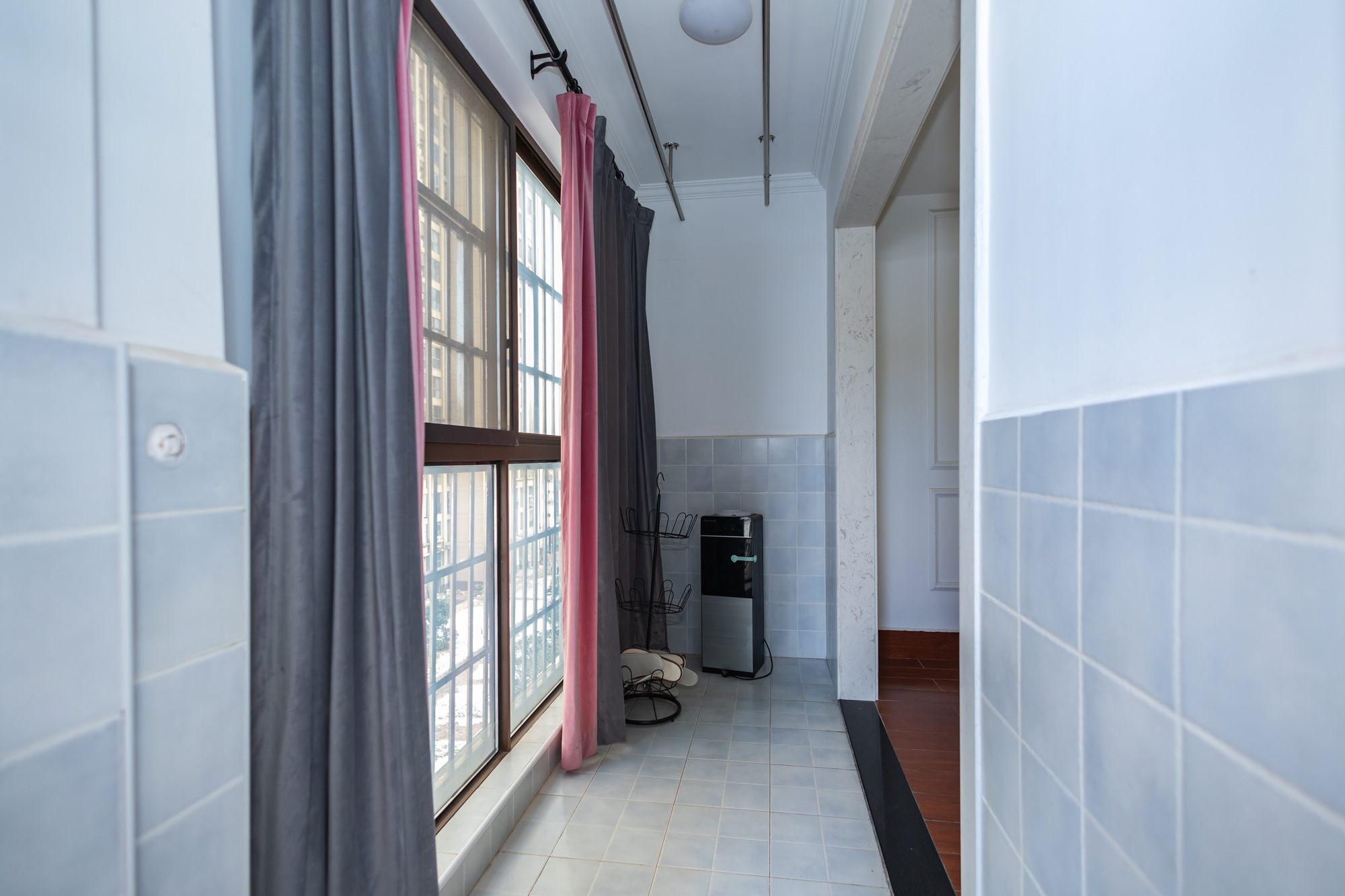 艾美潇湘 4室2厅2卫 145.0万 艾美潇湘 4室2厅2卫 145.0万阳台