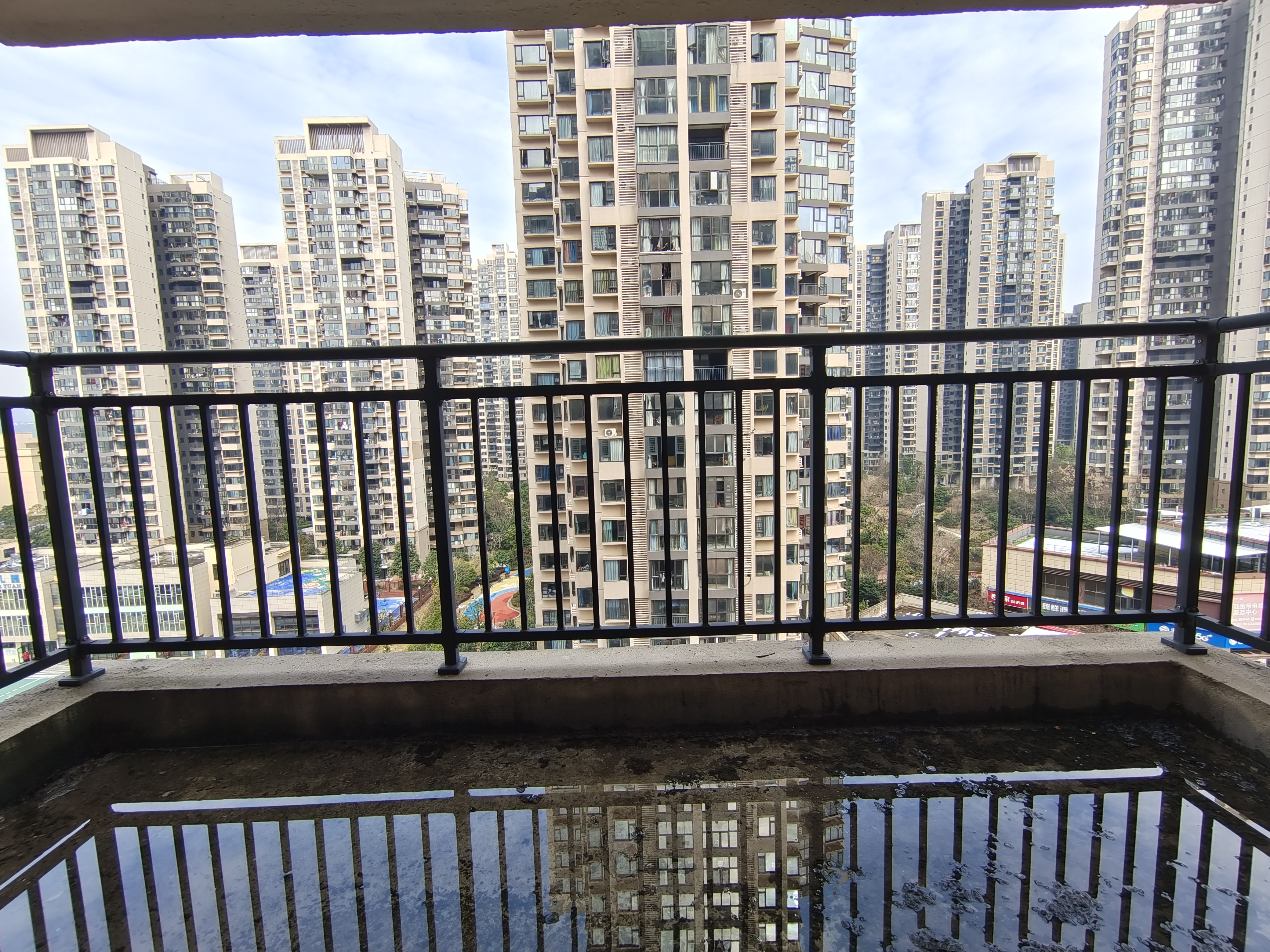 蓝溪谷 3室2厅2卫 57.0万 蓝溪谷 3室2厅2卫 57.0万室内图