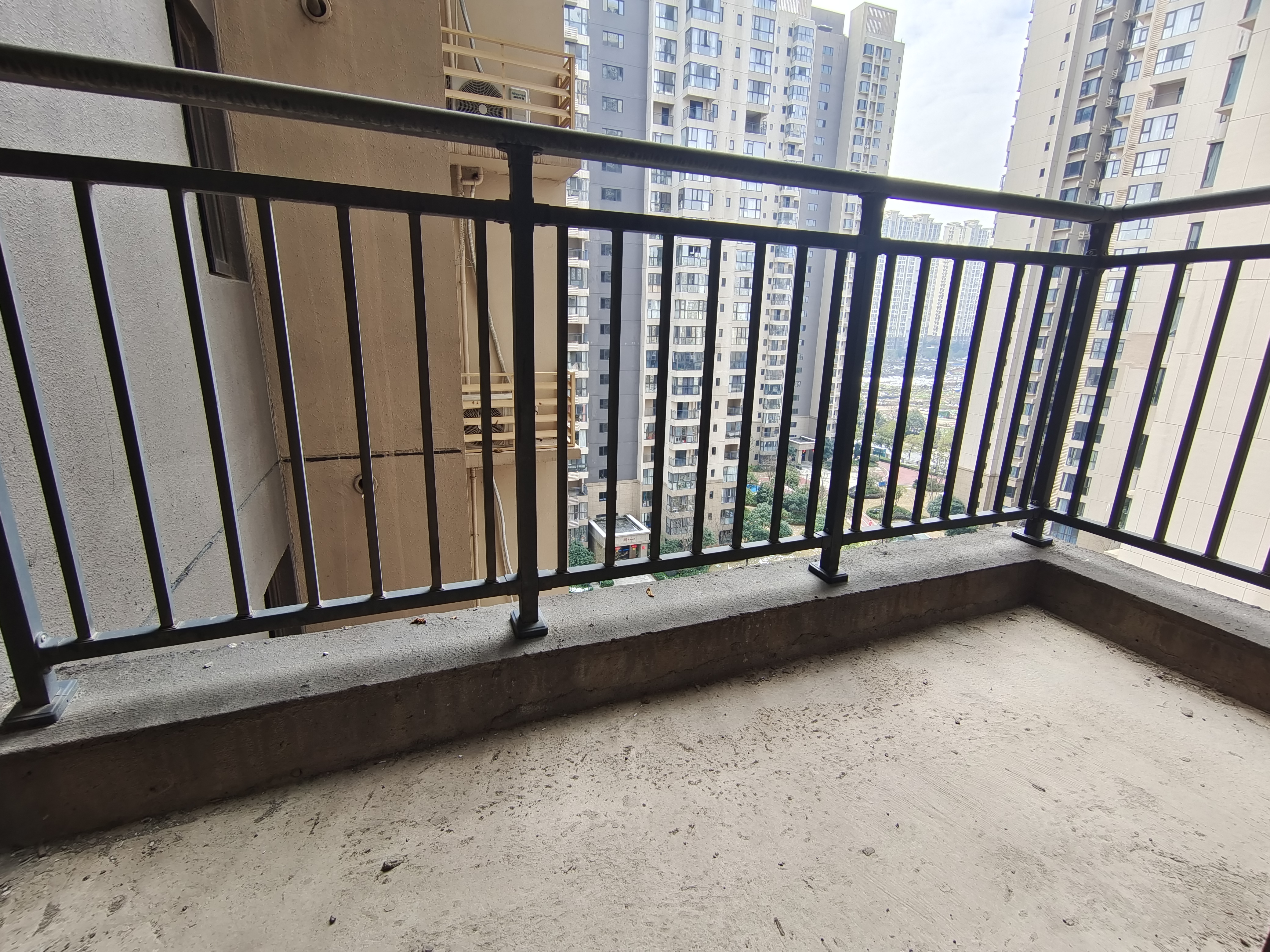 蓝溪谷 3室2厅2卫 57.0万 蓝溪谷 3室2厅2卫 57.0万室内图