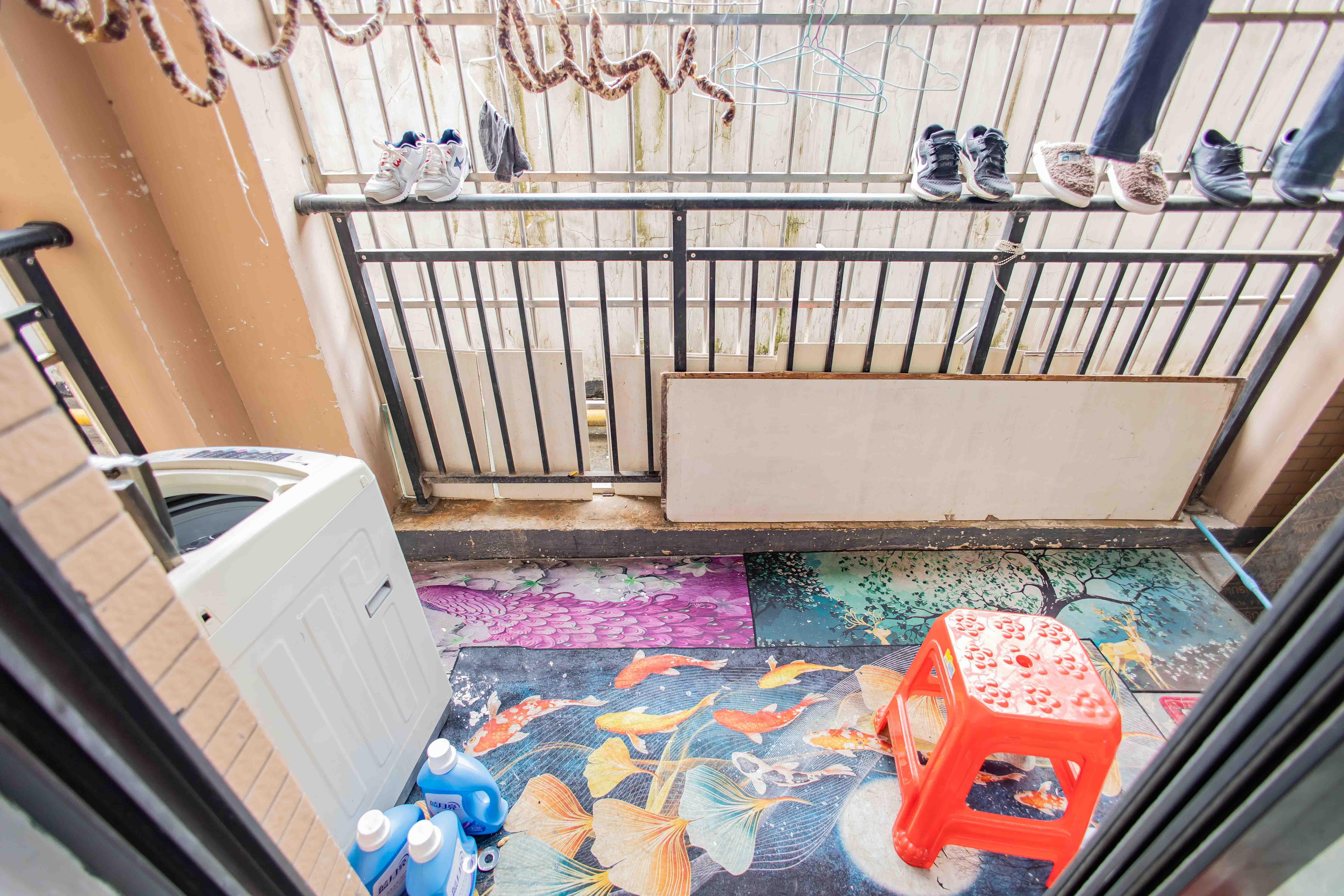 华龙家园(和泰家园) 2室2厅1卫 52.0万 华龙家园(和泰家园) 2室2厅1卫 52.0万阳台