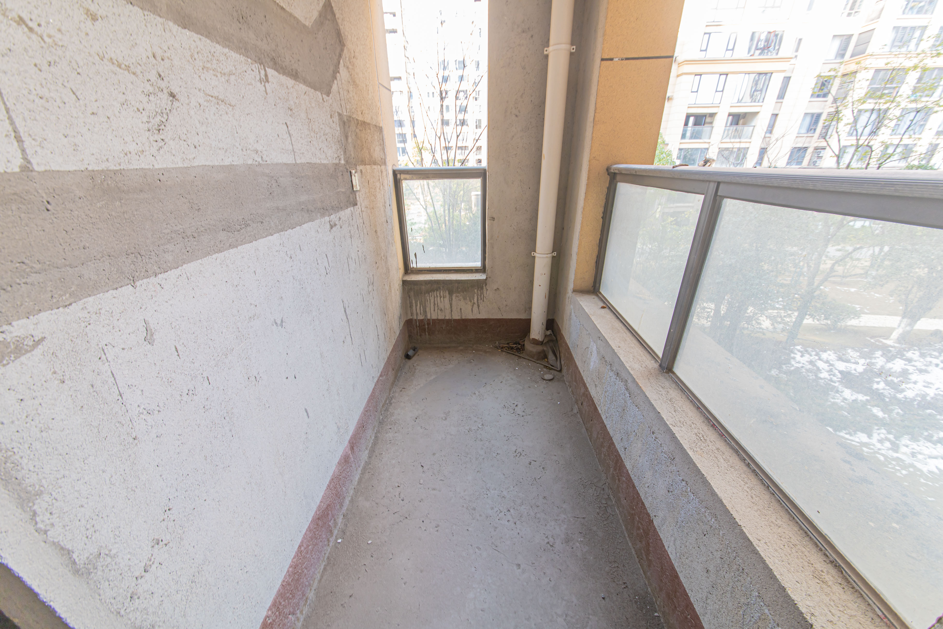 鑫远悦城(鑫远悦时代)  4室2厅2卫    128.0万 鑫远悦城(鑫远悦时代)  4室2厅2卫    128.0万厨房