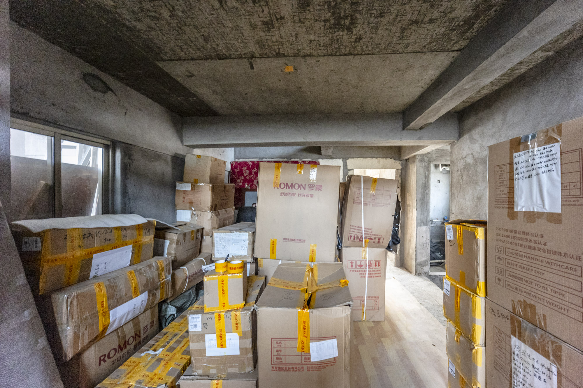 南国嘉苑  4室2厅2卫   118.00万其他