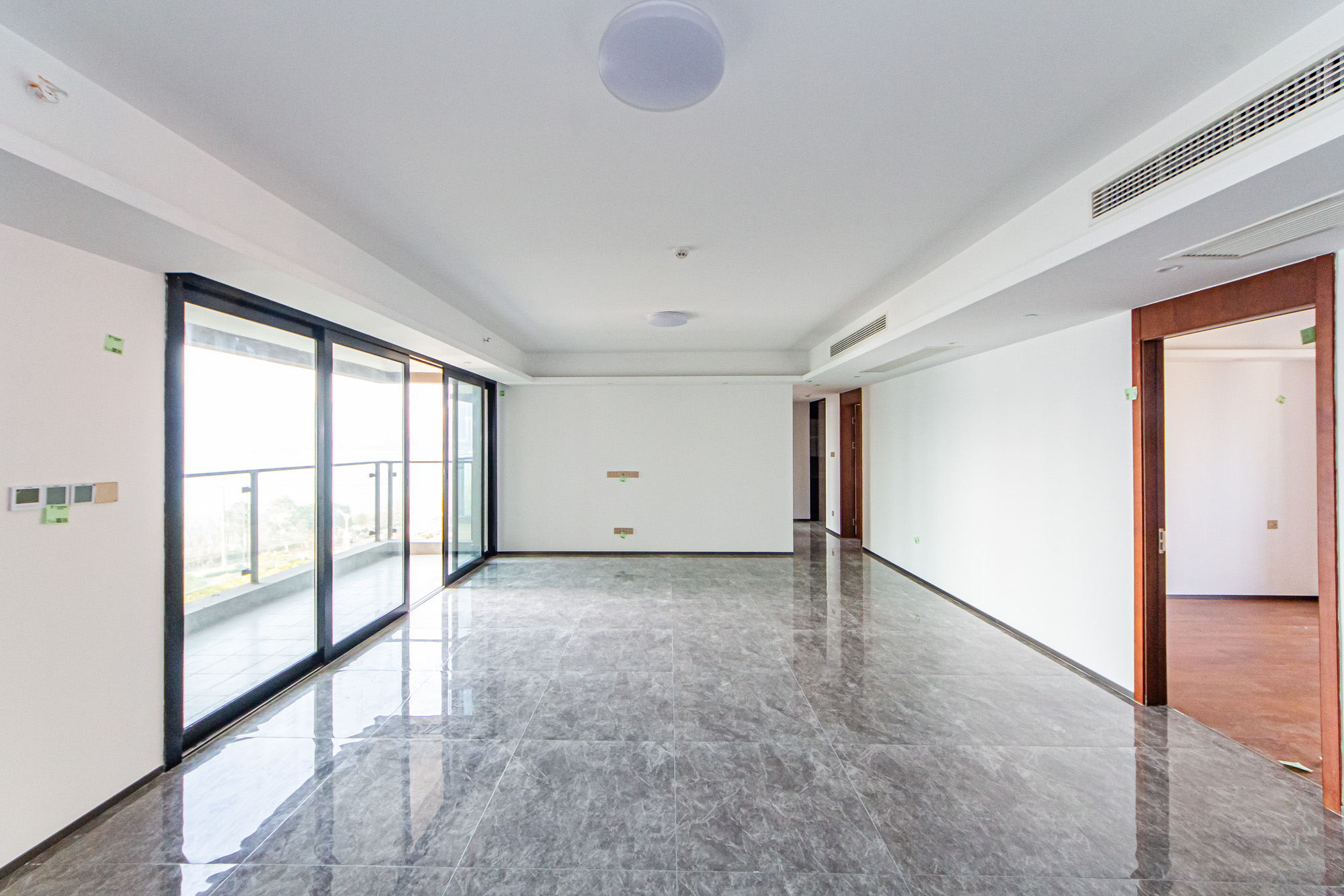 北辰瀚江府  4室2厅2卫    408.0万 北辰瀚江府  4室2厅2卫    408.0万