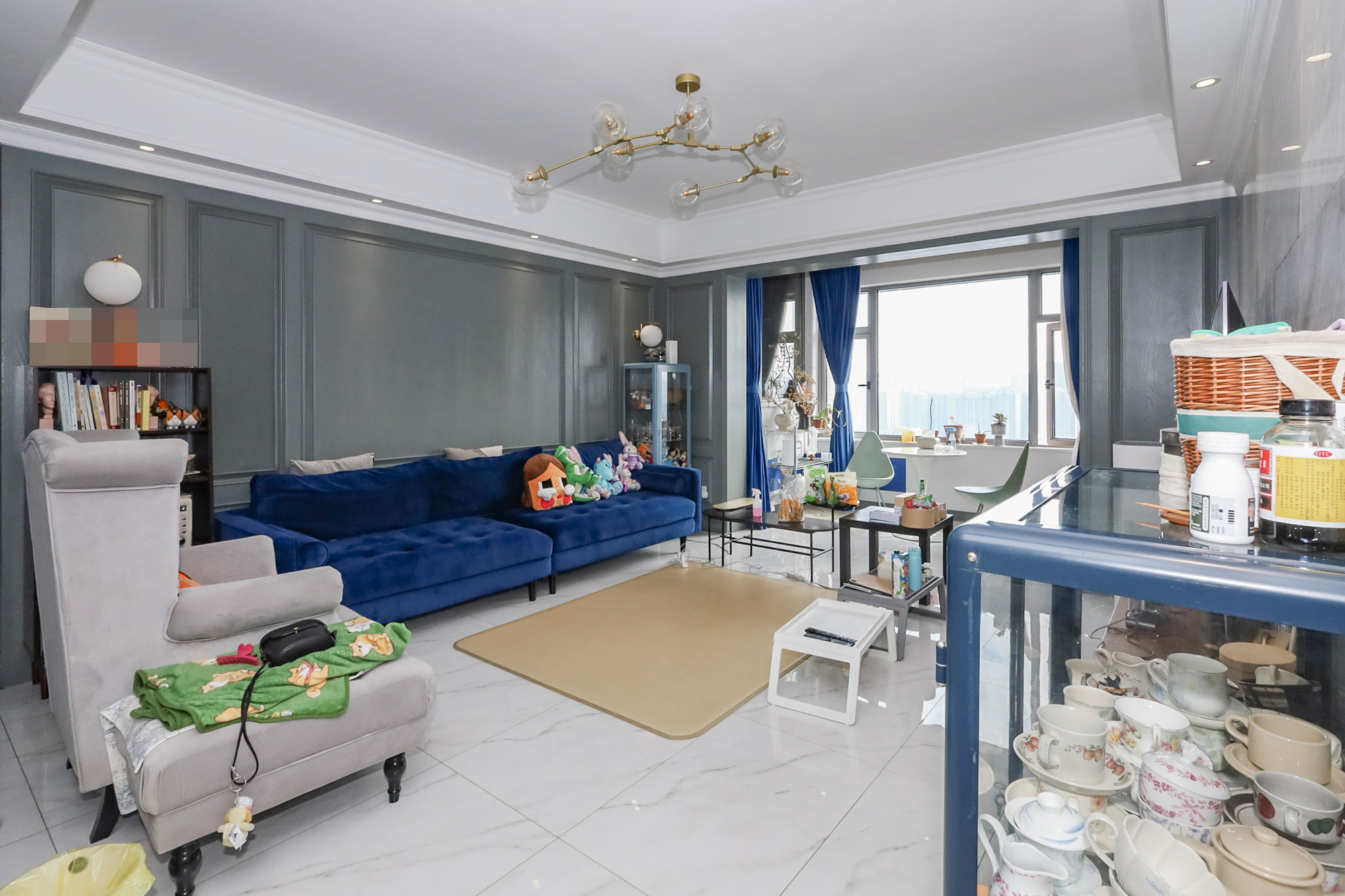 八方小区C区  4室2厅2卫    496.8万 八方小区C区  4室2厅2卫    496.8万客厅