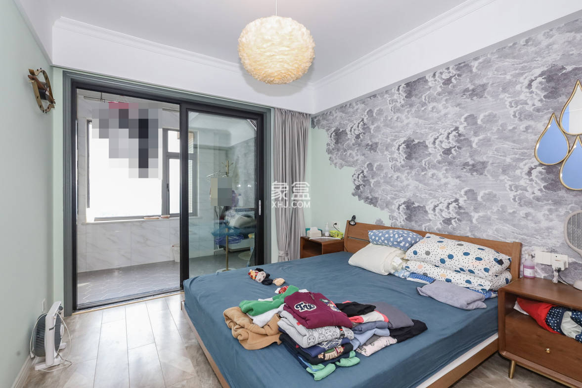 八方小区C区  4室2厅2卫    496.8万 八方小区C区  4室2厅2卫    496.8万卧室