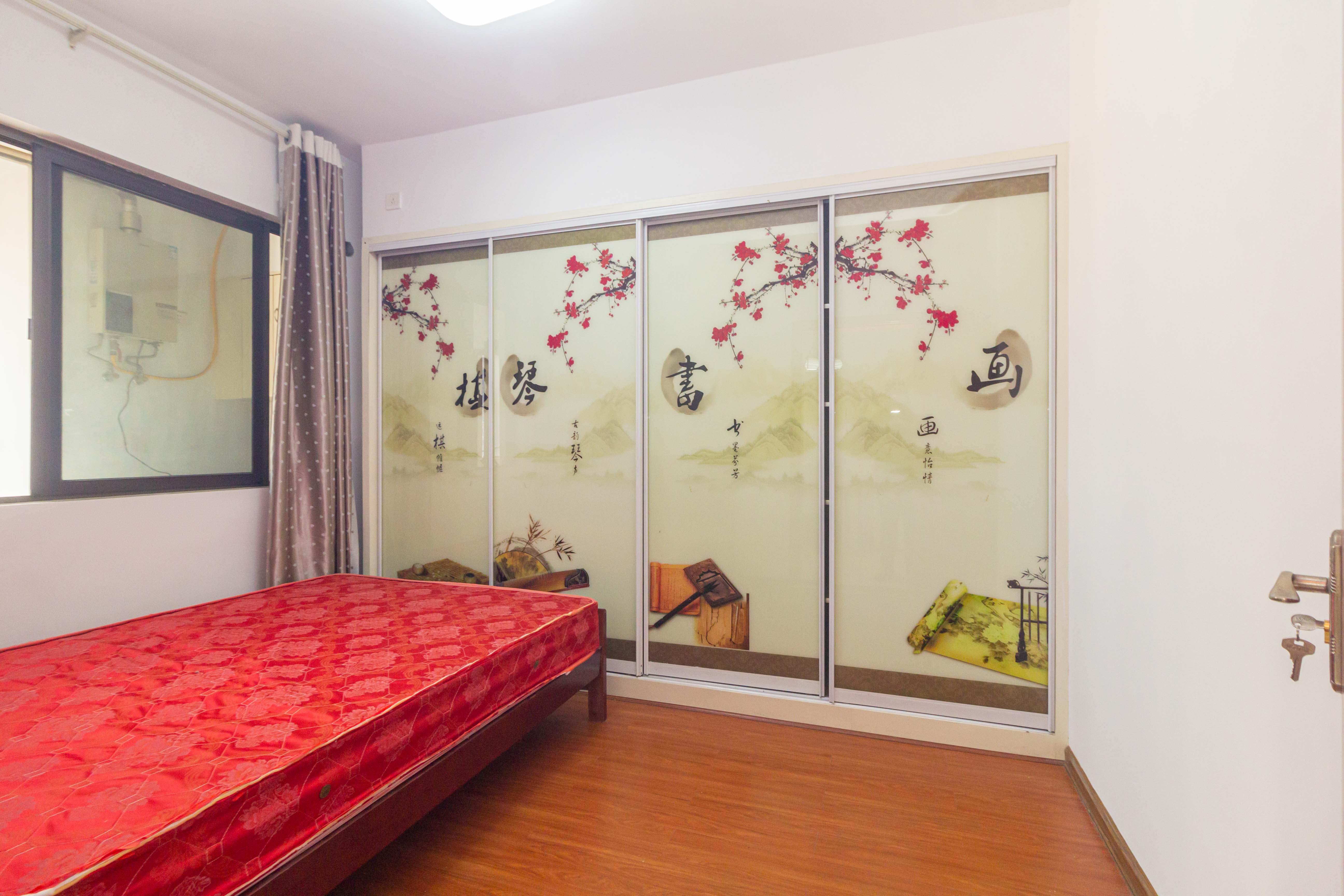 旭辉华庭 3室2厅1卫 76.00万 旭辉华庭 3室2厅1卫 76.00万卧室