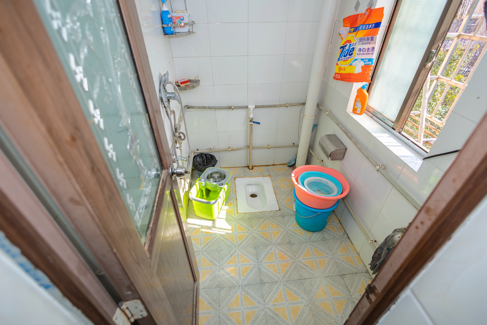 城东安置区(星城社区) 3室2厅2卫 78.0万 城东安置区(星城社区) 3室2厅2卫 78.0万卫生间