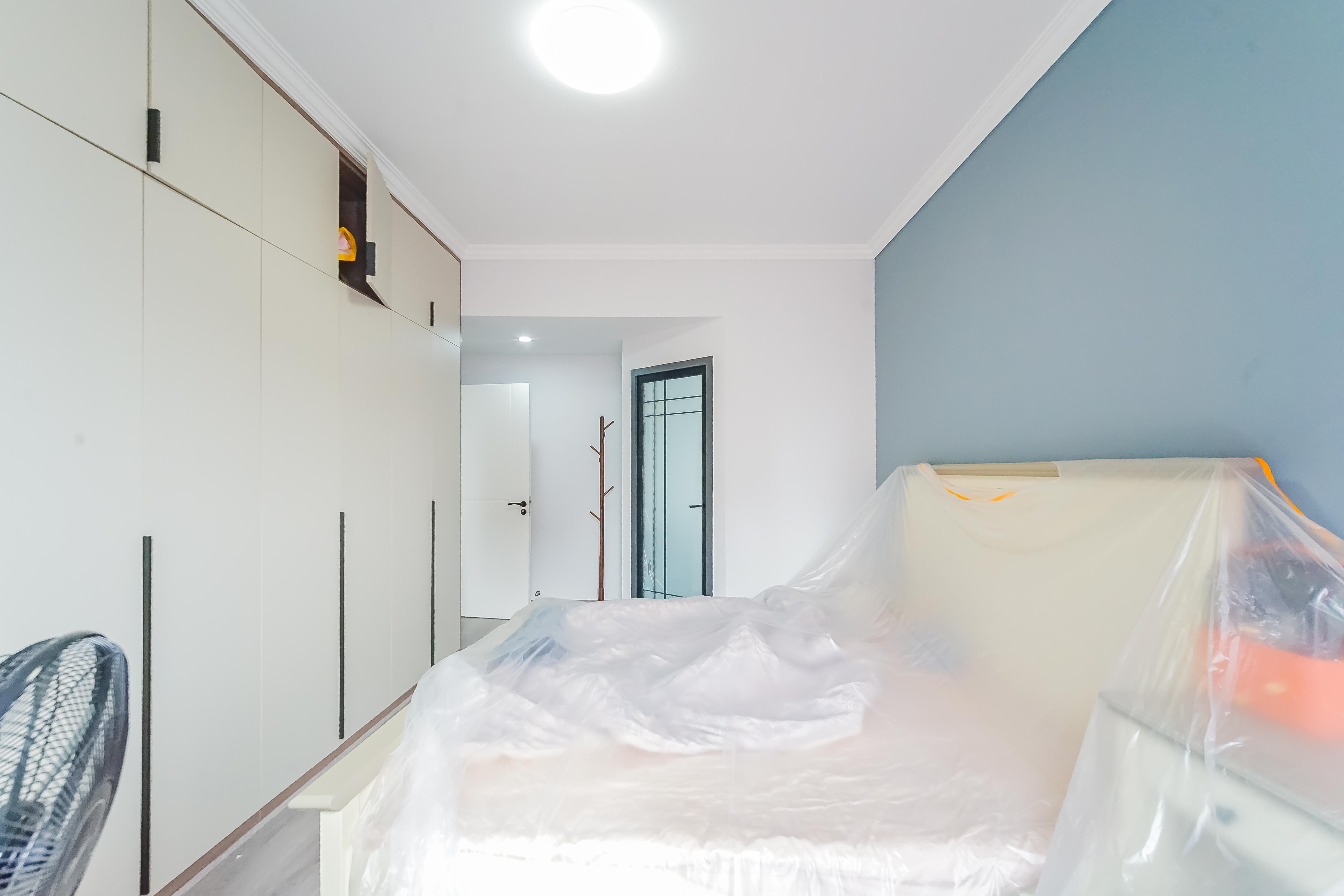 长房东旭国际 3室2厅2卫 140.0万 长房东旭国际 3室2厅2卫 140.0万卧室