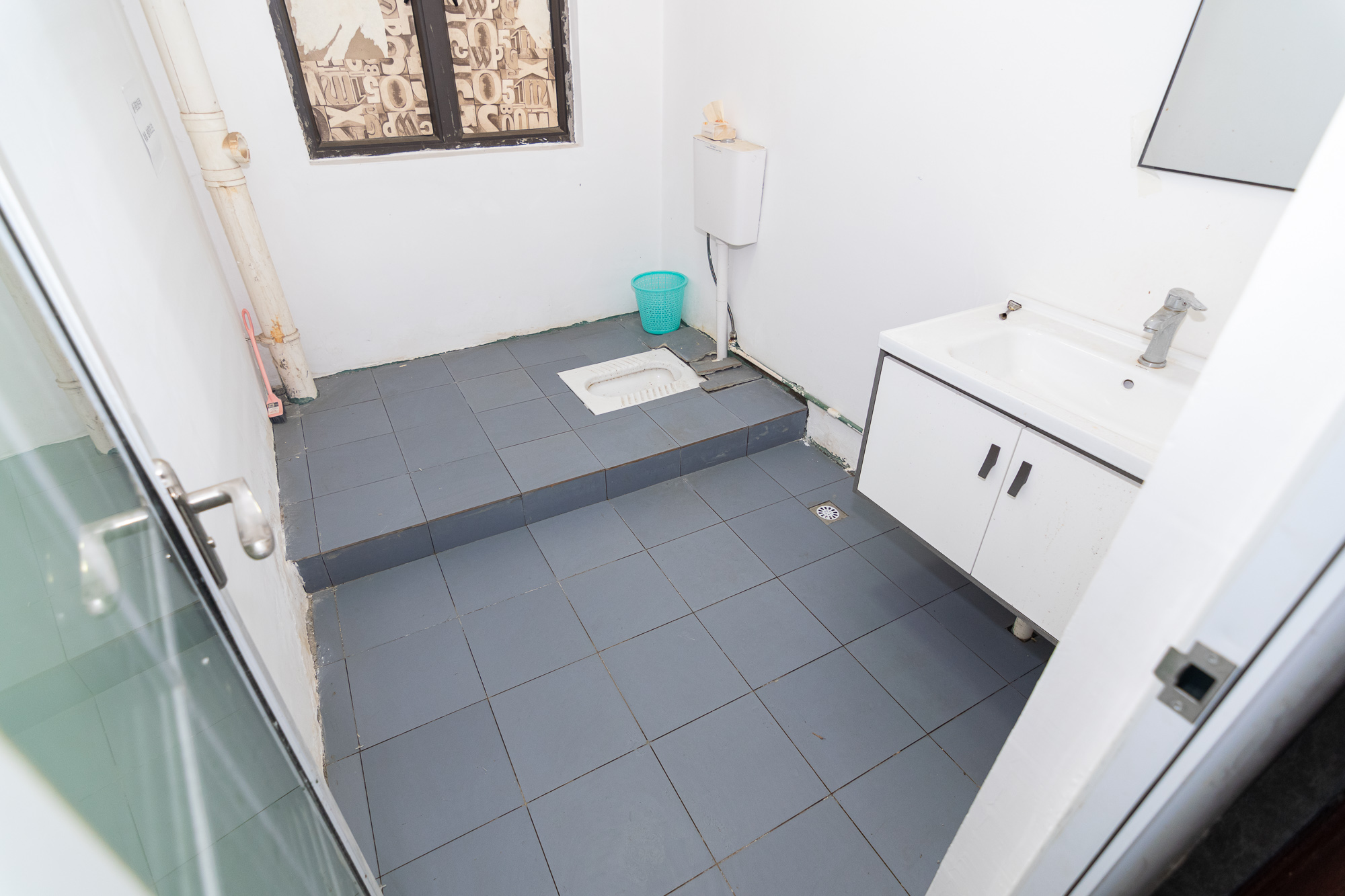 润和紫郡一期 5室2厅1卫 194.96万 润和紫郡一期 5室2厅1卫 194.96万卫生间