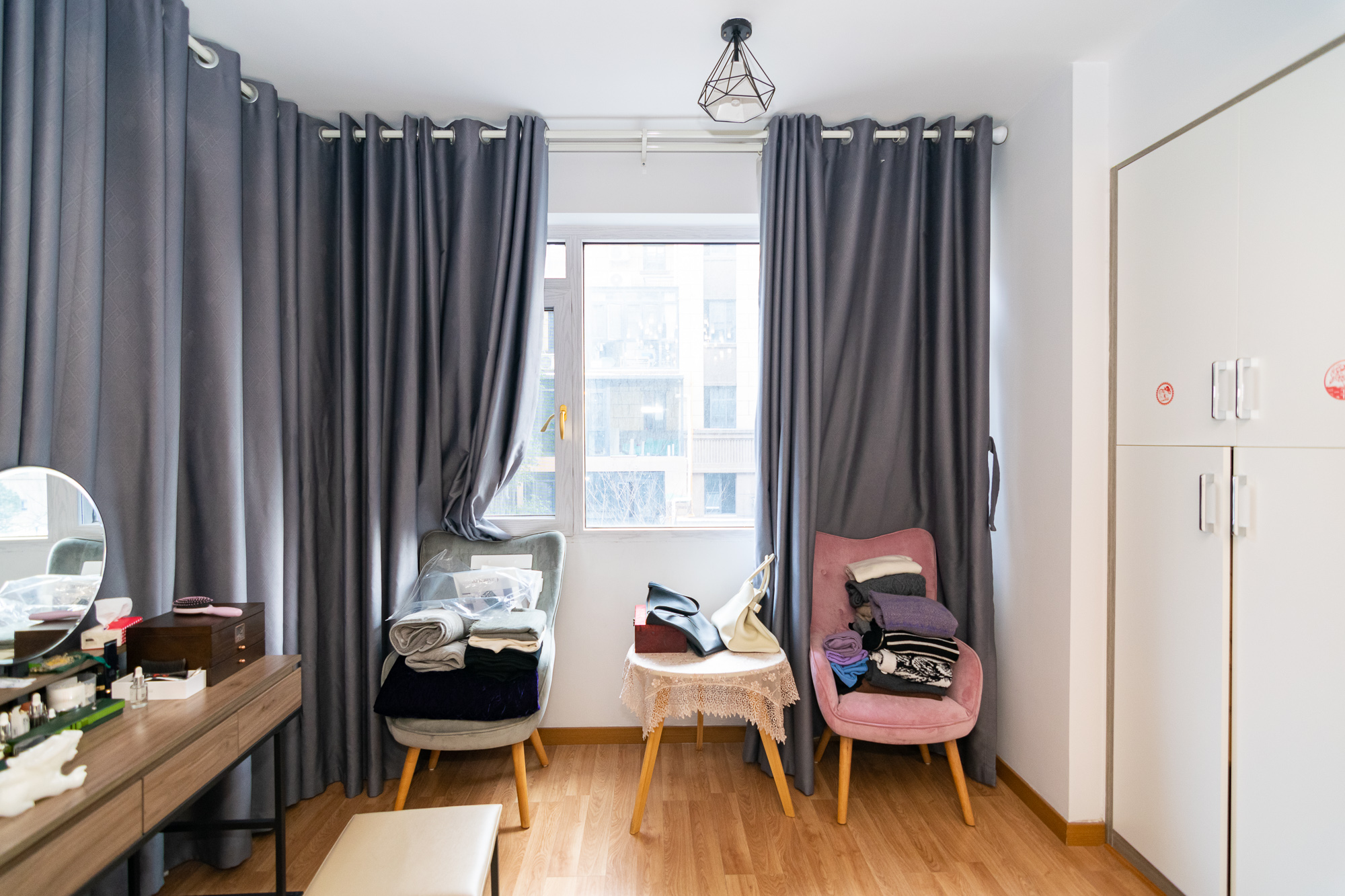 澳海澜庭 4室2厅2卫 126.0万 澳海澜庭 4室2厅2卫 126.0万阳台