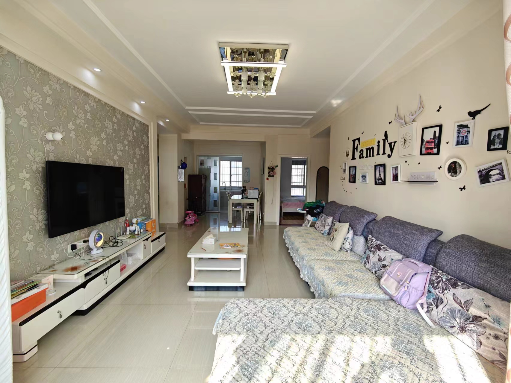 蓝筹公寓二期2-3栋 3室2厅2卫 48.8万 蓝筹公寓二期2-3栋 3室2厅2卫 48.8万室内图