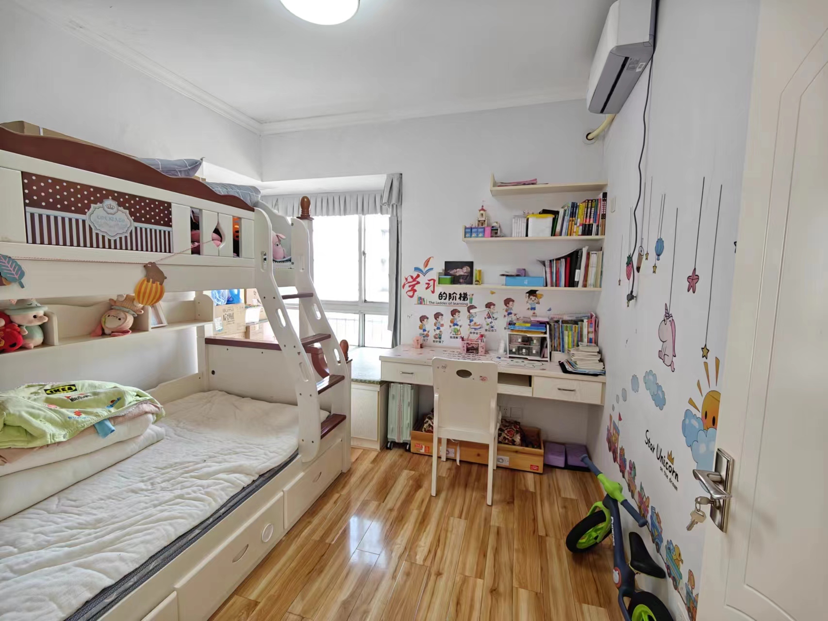 蓝筹公寓二期2-3栋 3室2厅2卫 48.8万 蓝筹公寓二期2-3栋 3室2厅2卫 48.8万室内图