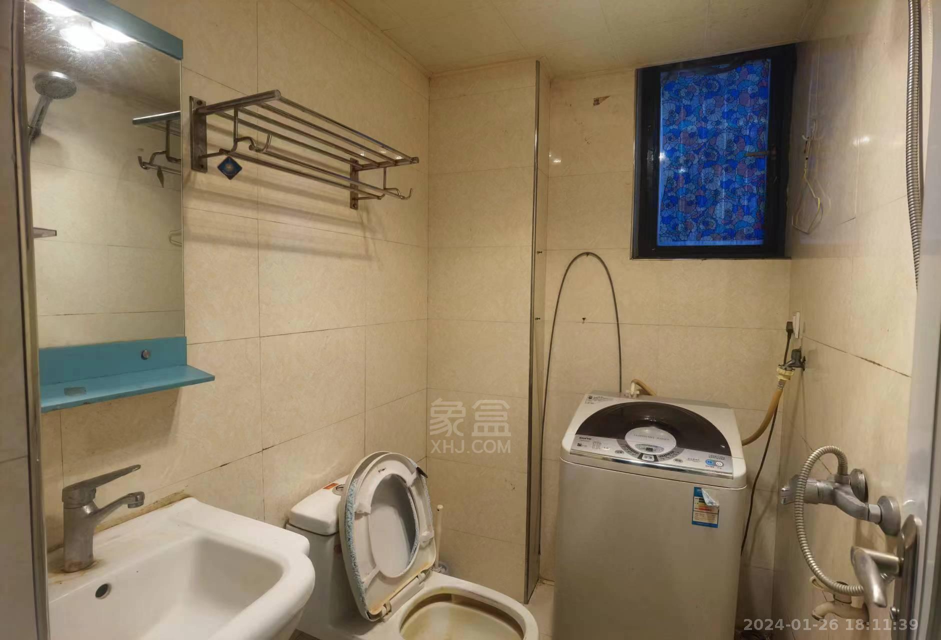 丰园大厦 2室1厅1卫 1400.00元/月 丰园大厦 2室1厅1卫 1400.00元/月室内图