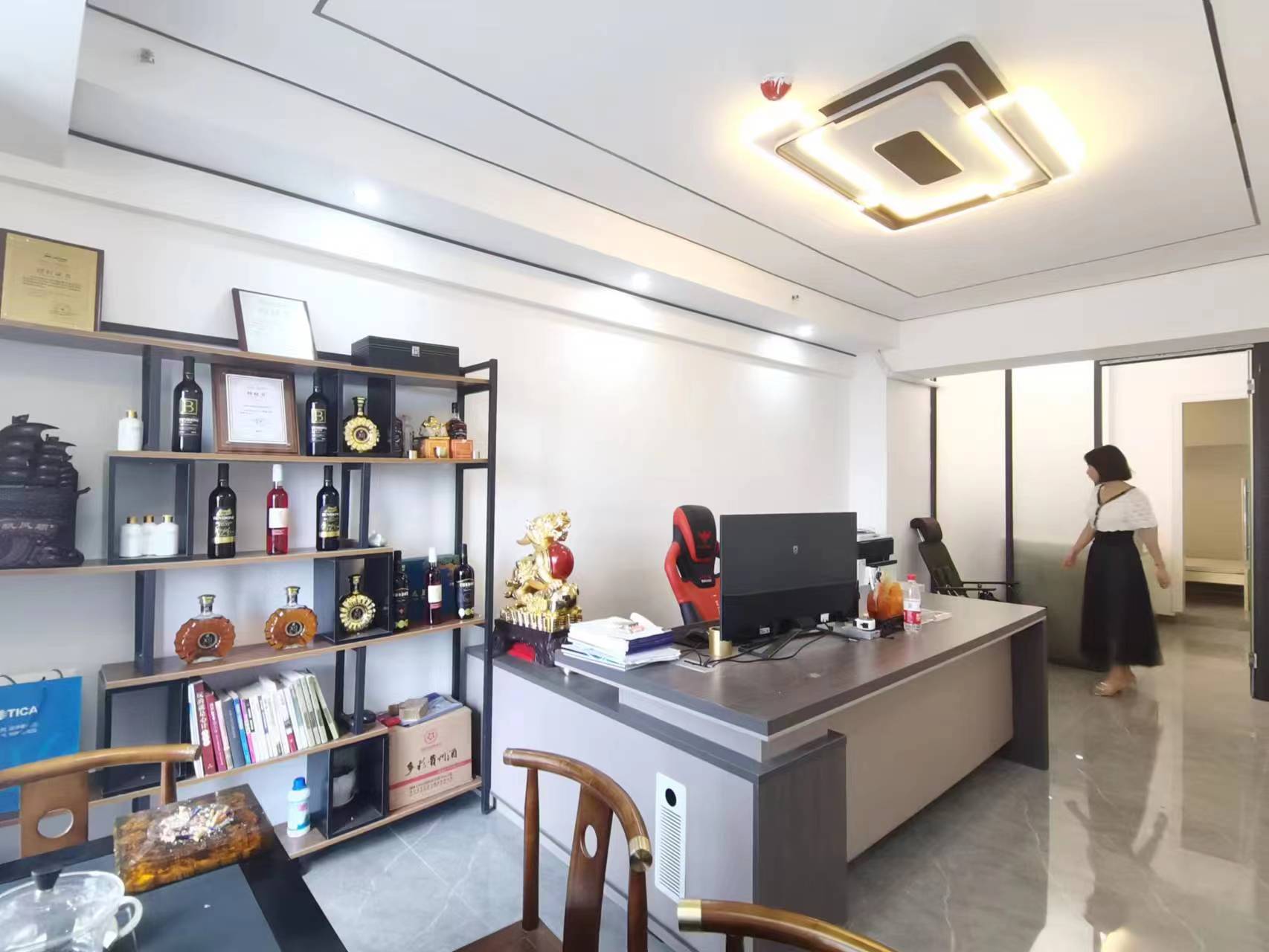 阳光城启航中心  1室1厅1卫   2500.00元/月室内图