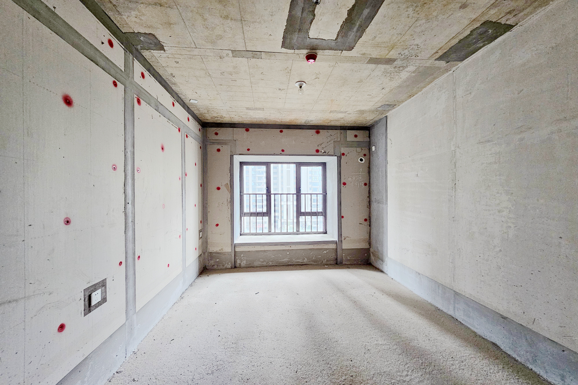 阳光城尚东湾凌云府 3室2厅2卫 103.0万 阳光城尚东湾凌云府 3室2厅2卫 103.0万卧室