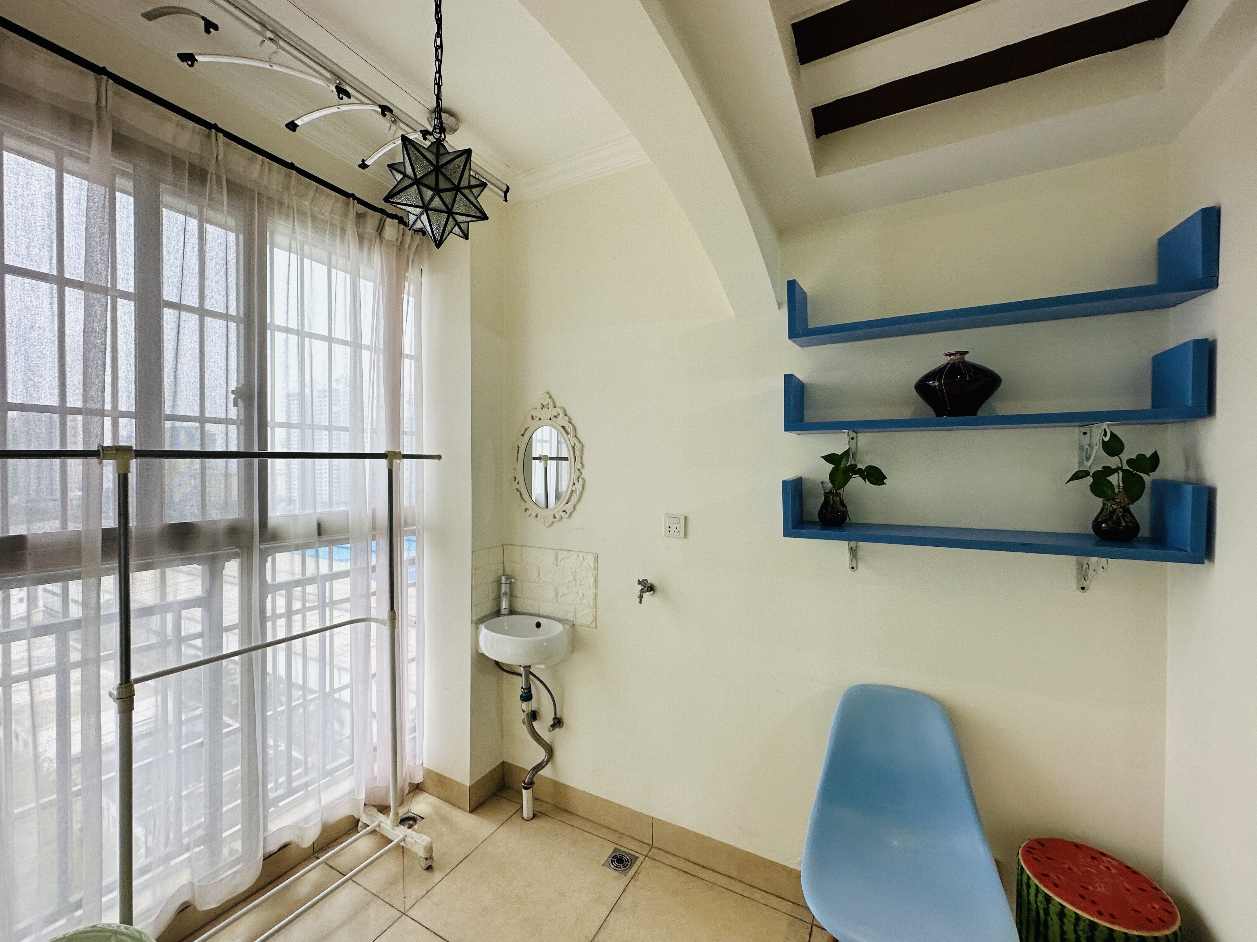 南海花园 2室2厅1卫 98.0万 南海花园 2室2厅1卫 98.0万阳台