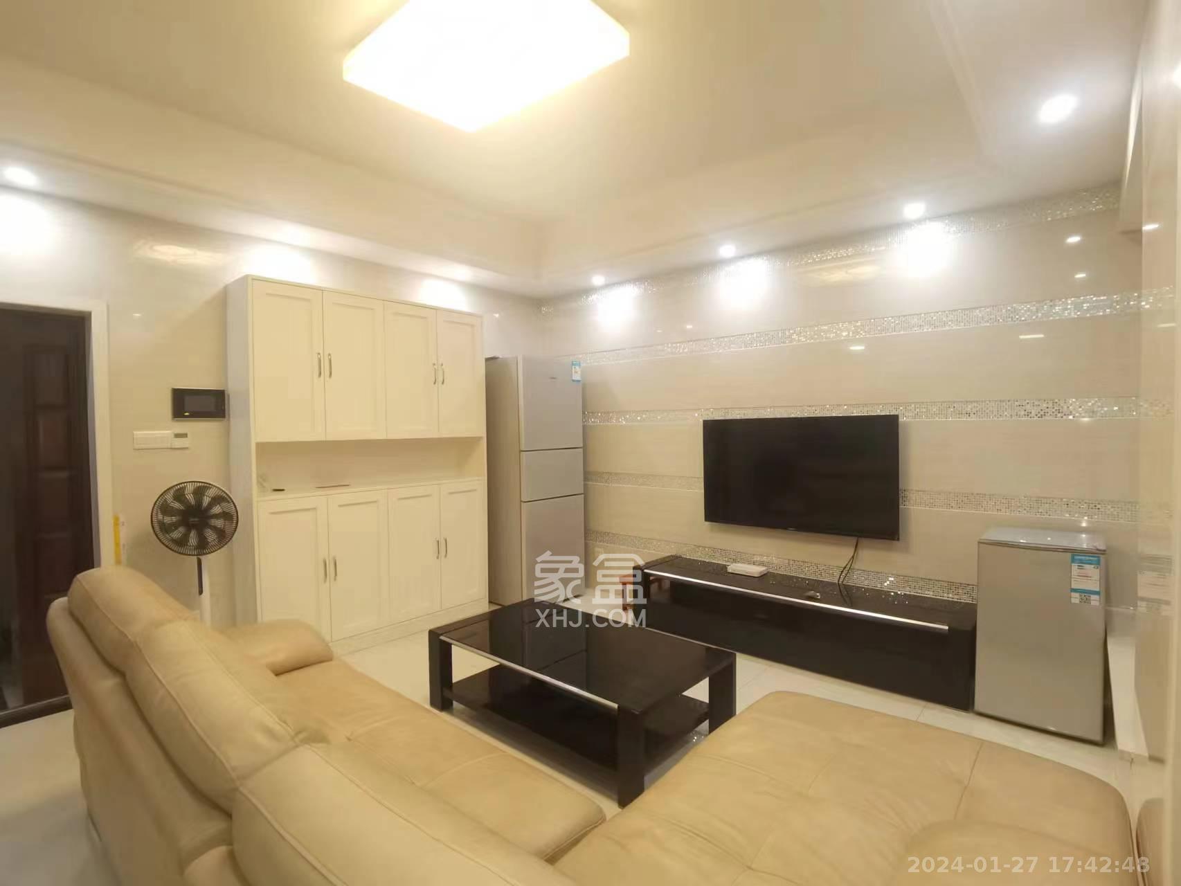 东方名苑臻锦园 2室2厅1卫 2100.0元/月 东方名苑臻锦园 2室2厅1卫 2100.0元/月室内图