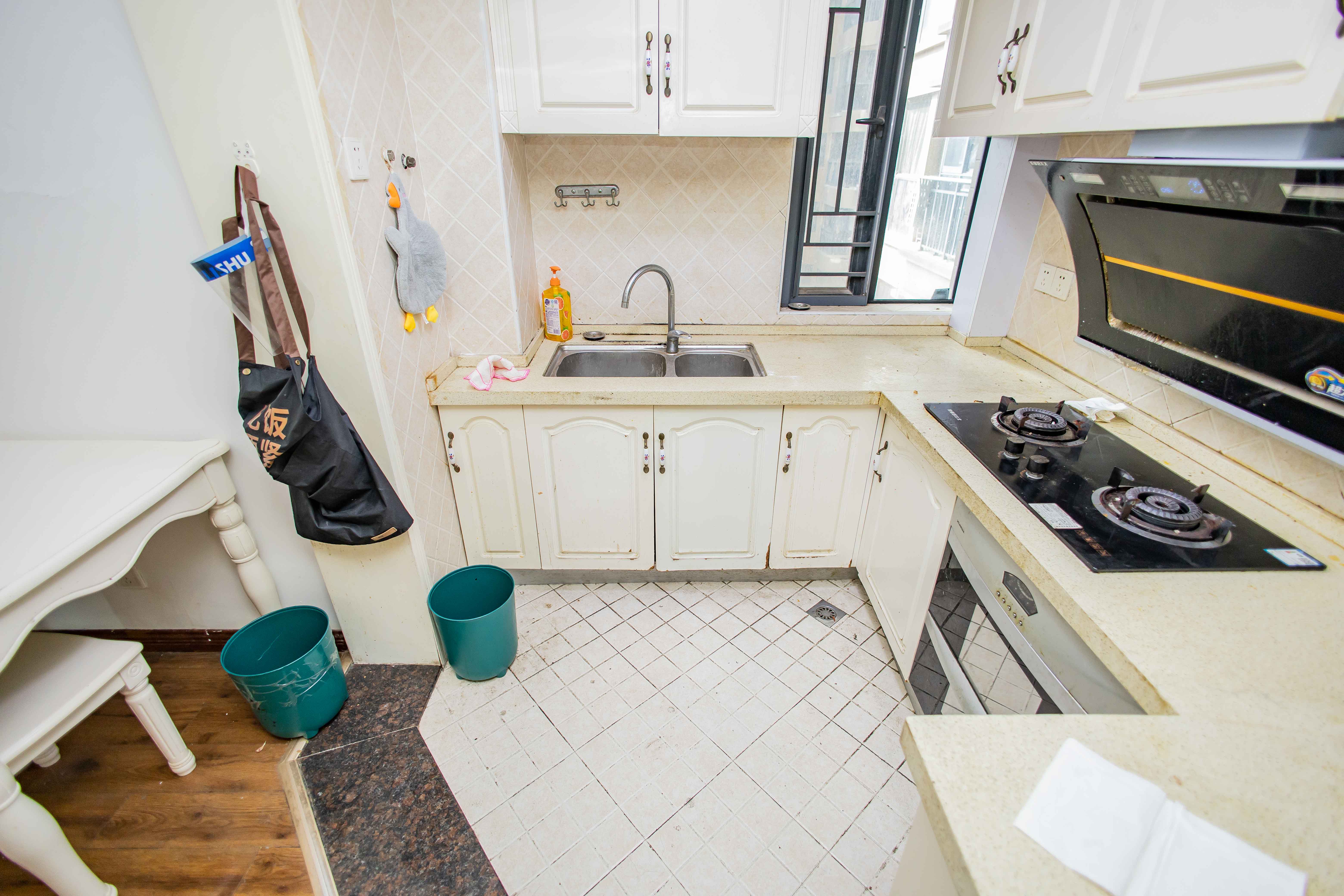 永祺西京  2室2厅1卫    88.8万厨房