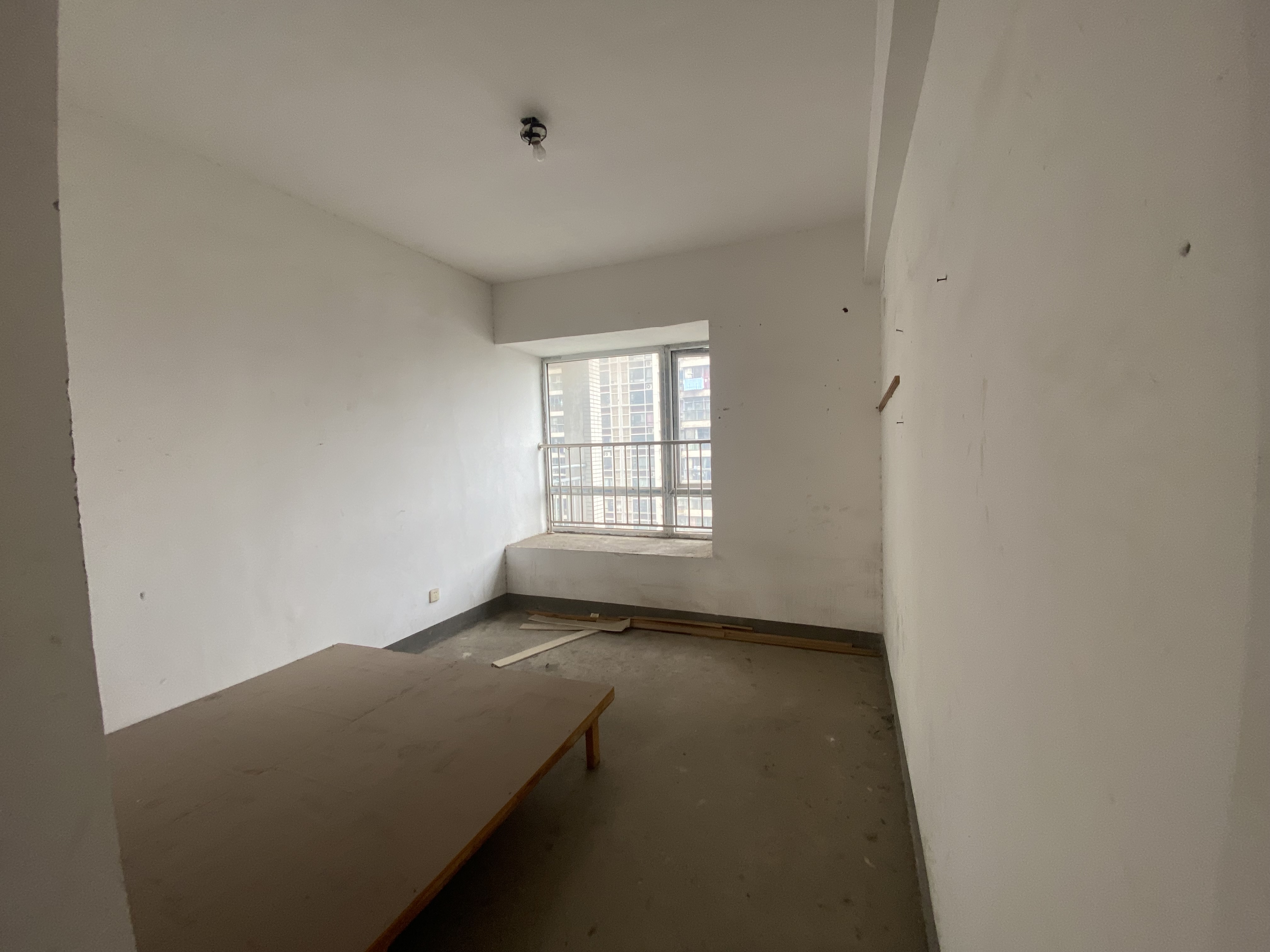 湘江名都 4室2厅2卫 75.0万 湘江名都 4室2厅2卫 75.0万室内图