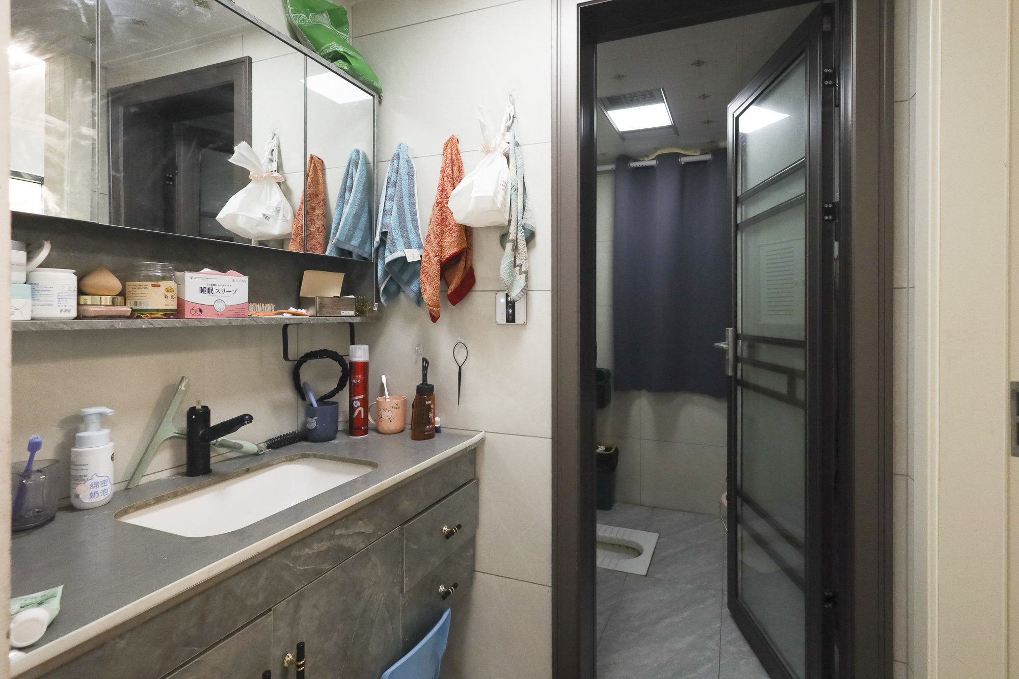 南璟滨江书苑  4室2厅2卫    59.6万 南璟滨江书苑  4室2厅2卫    59.6万卫生间