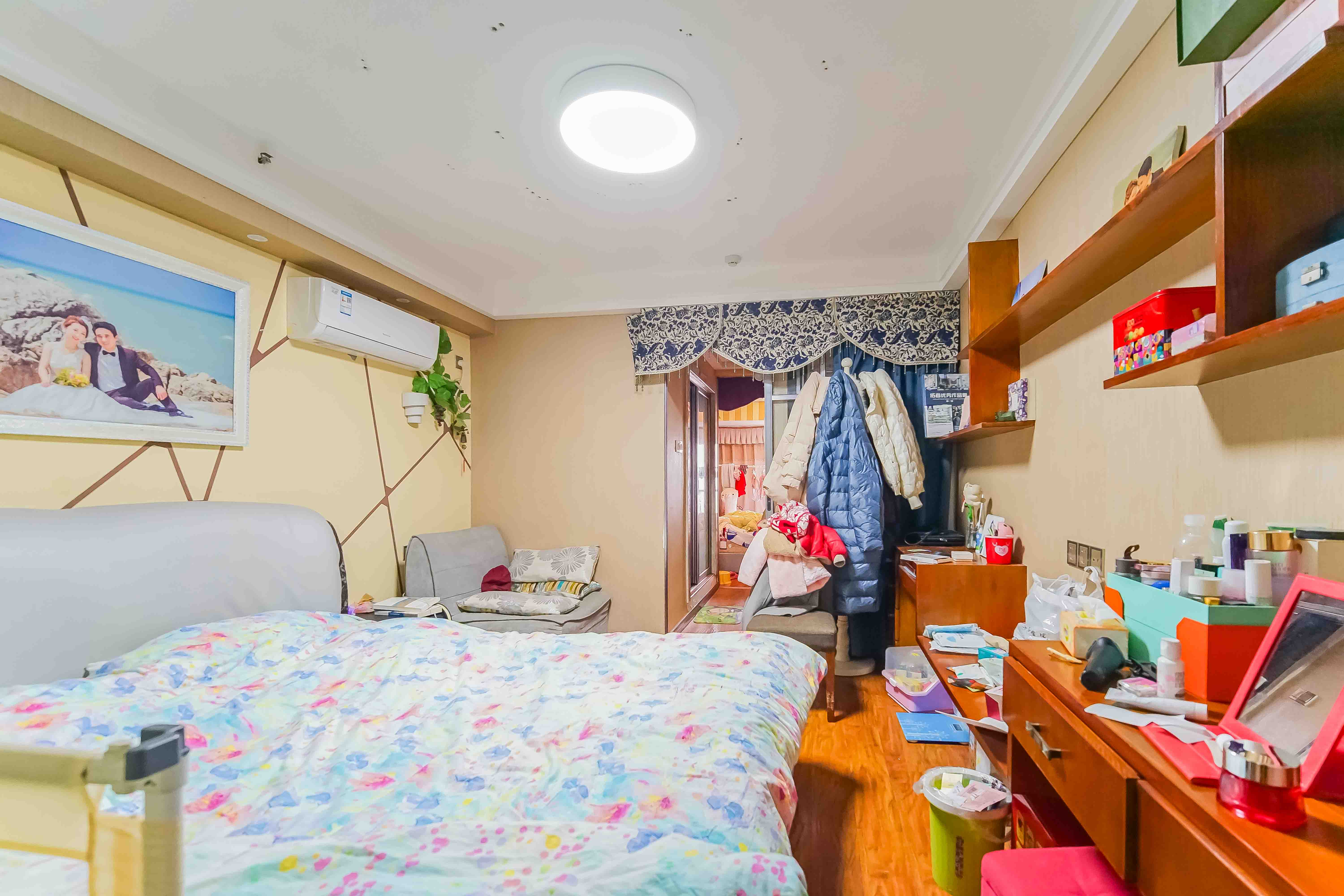 金色loft（鑫秋大厦）  2室1厅1卫   55.00万卧室