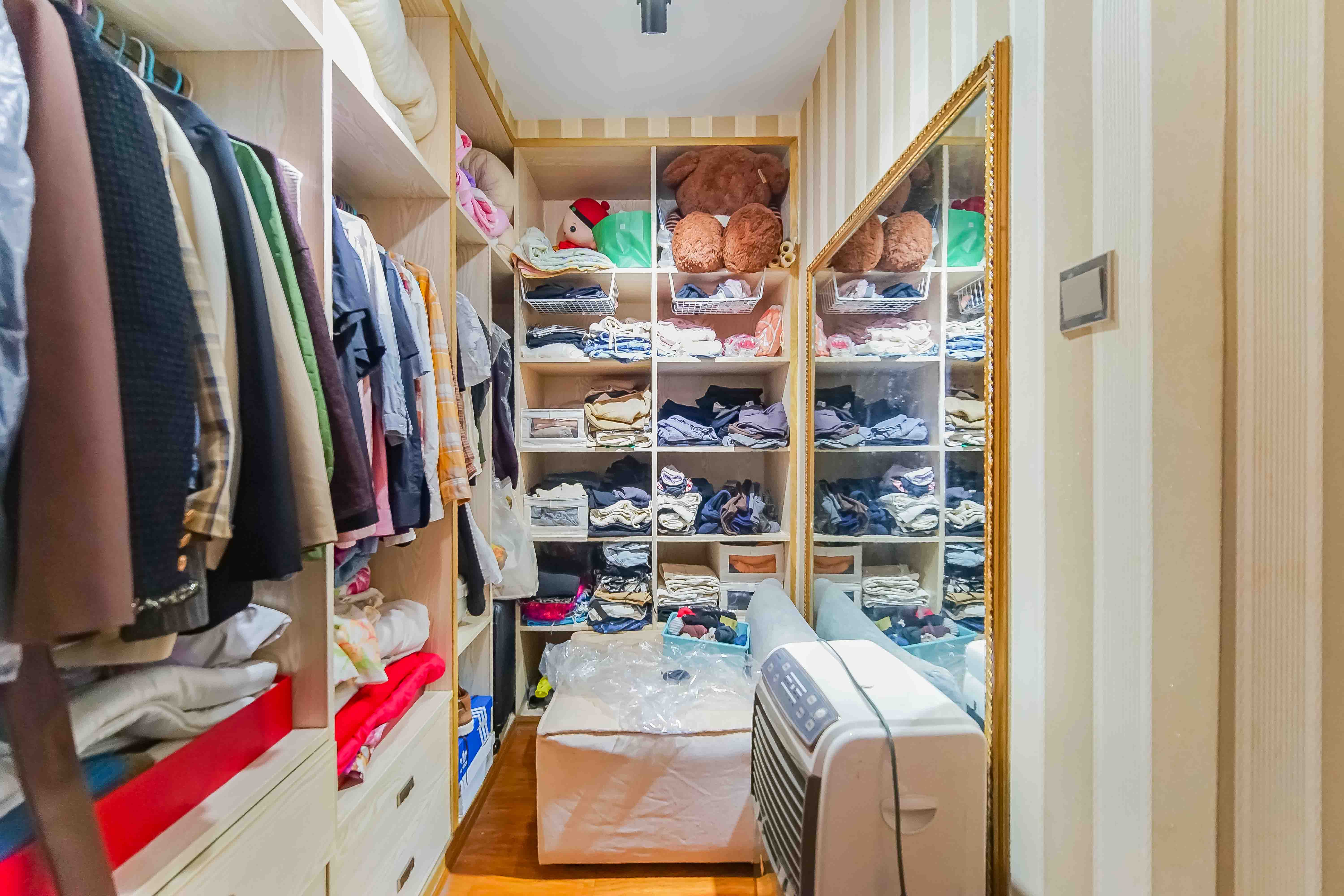 金色loft（鑫秋大厦）  2室1厅1卫   55.00万卧室