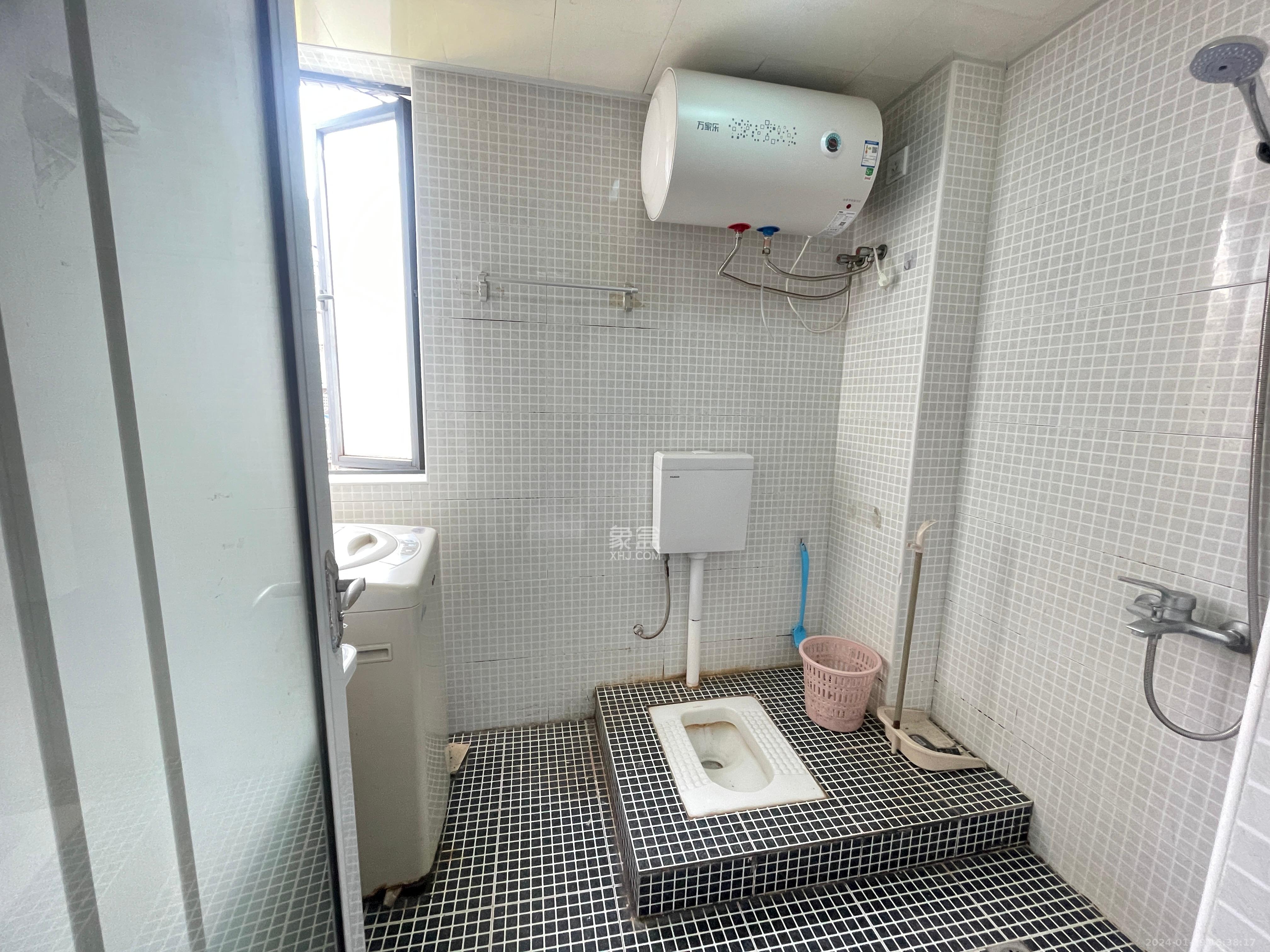 剑桥名门  1室1厅1卫   1400.00元/月室内图