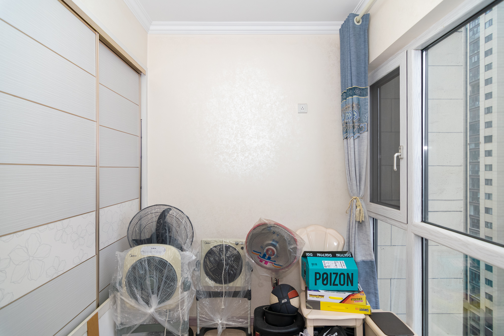 新华联梦想城 3室2厅2卫 111.5万 新华联梦想城 3室2厅2卫 111.5万卧室