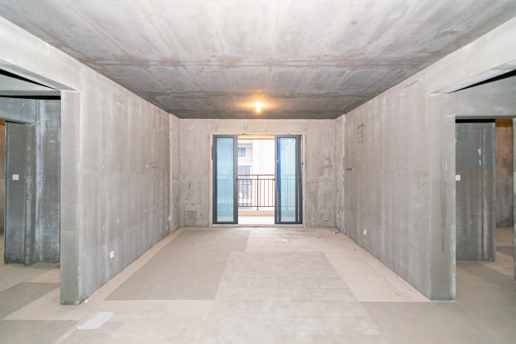 澳海望洲府  5室2厅2卫   95.00万 澳海望洲府  5室2厅2卫   95.00万客厅