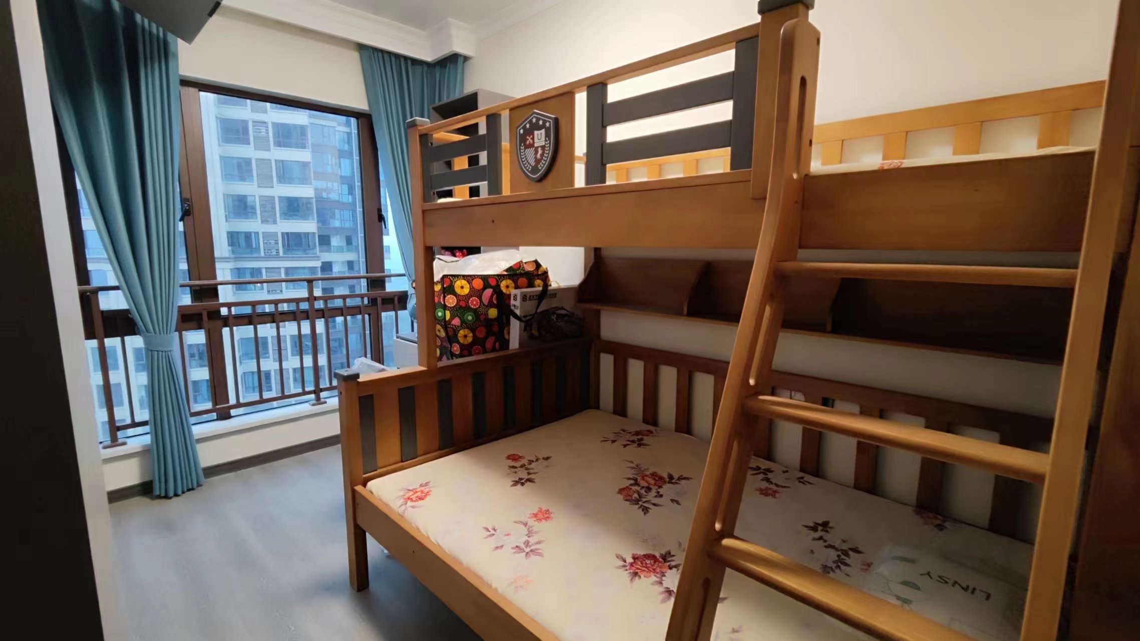 金轮津桥华府 4室2厅2卫 148.0万 金轮津桥华府 4室2厅2卫 148.0万室内图