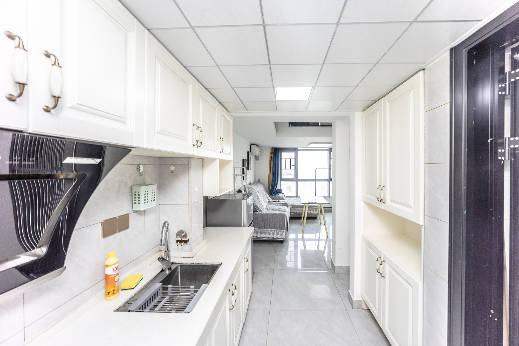 荣盛花语书苑 2室1厅1卫 38.0万 荣盛花语书苑 2室1厅1卫 38.0万厨房