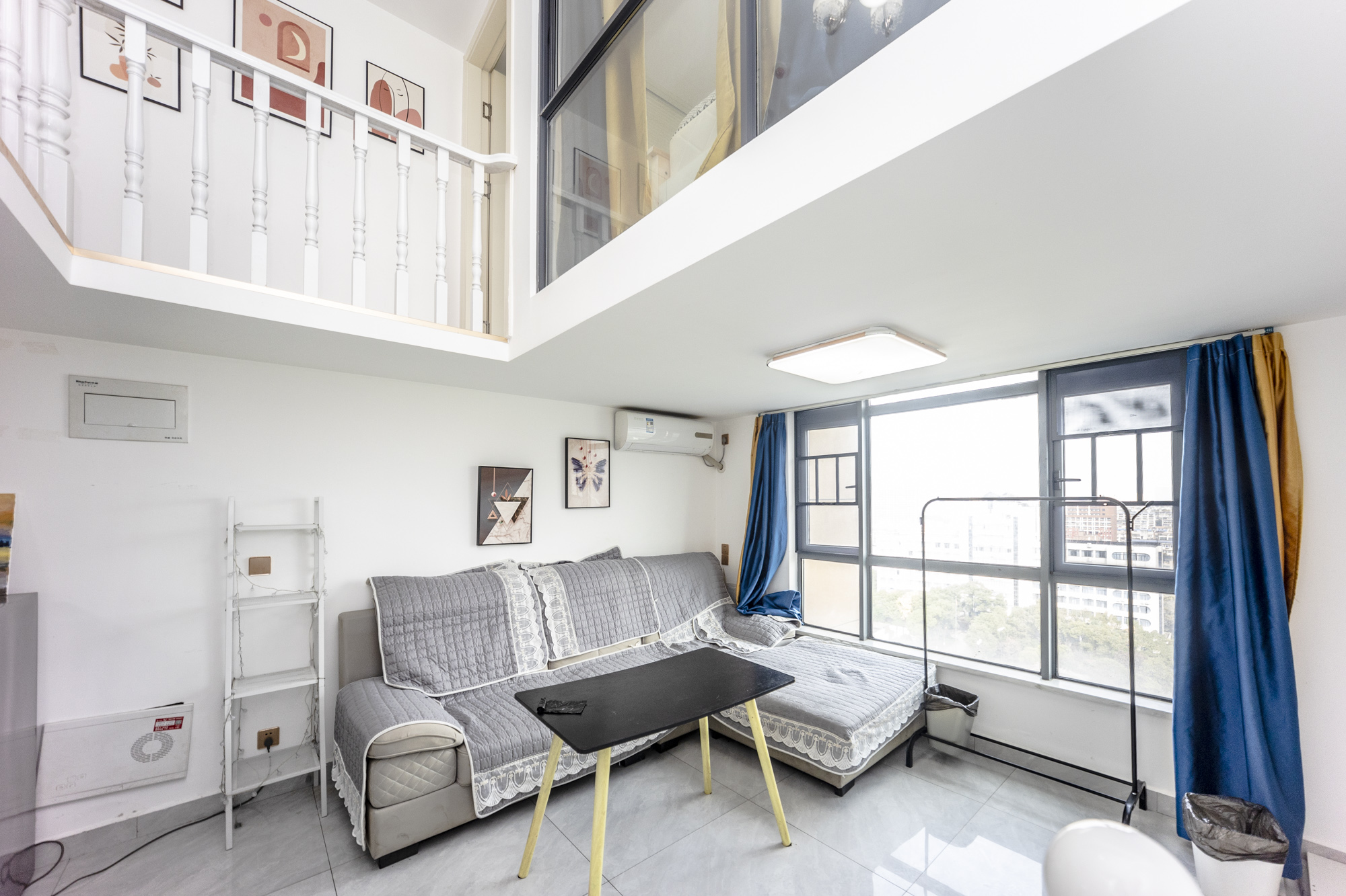 荣盛花语书苑 2室1厅1卫 38.0万 荣盛花语书苑 2室1厅1卫 38.0万客厅