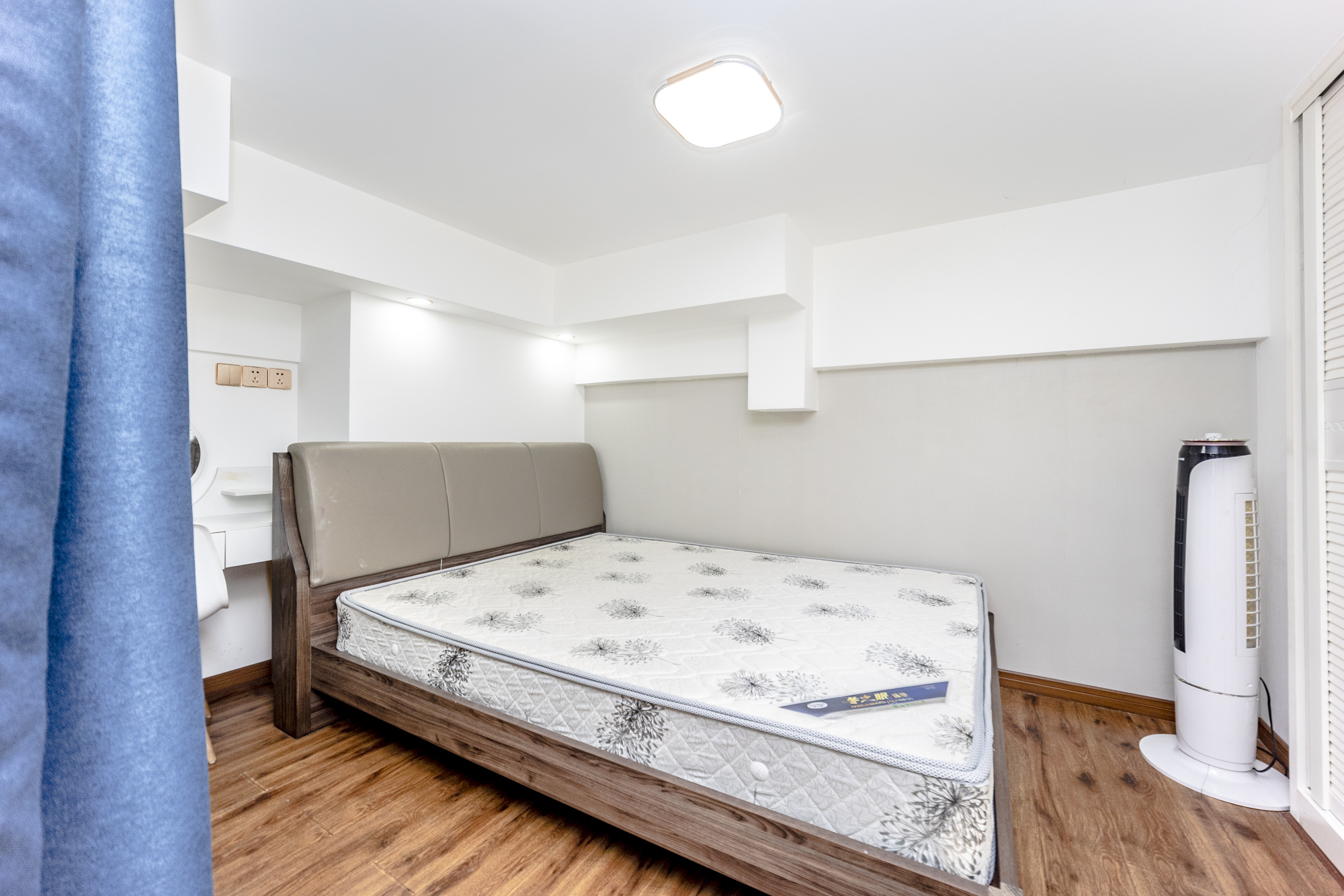 荣盛花语书苑 2室1厅1卫 38.0万 荣盛花语书苑 2室1厅1卫 38.0万卧室