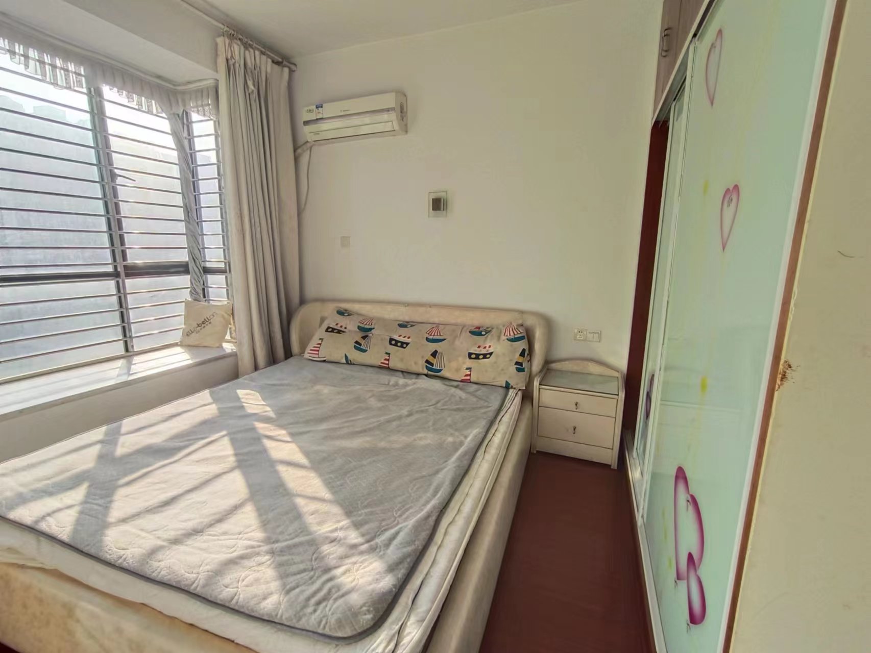 城市风景  2室2厅1卫    38.5万 城市风景  2室2厅1卫    38.5万室内图