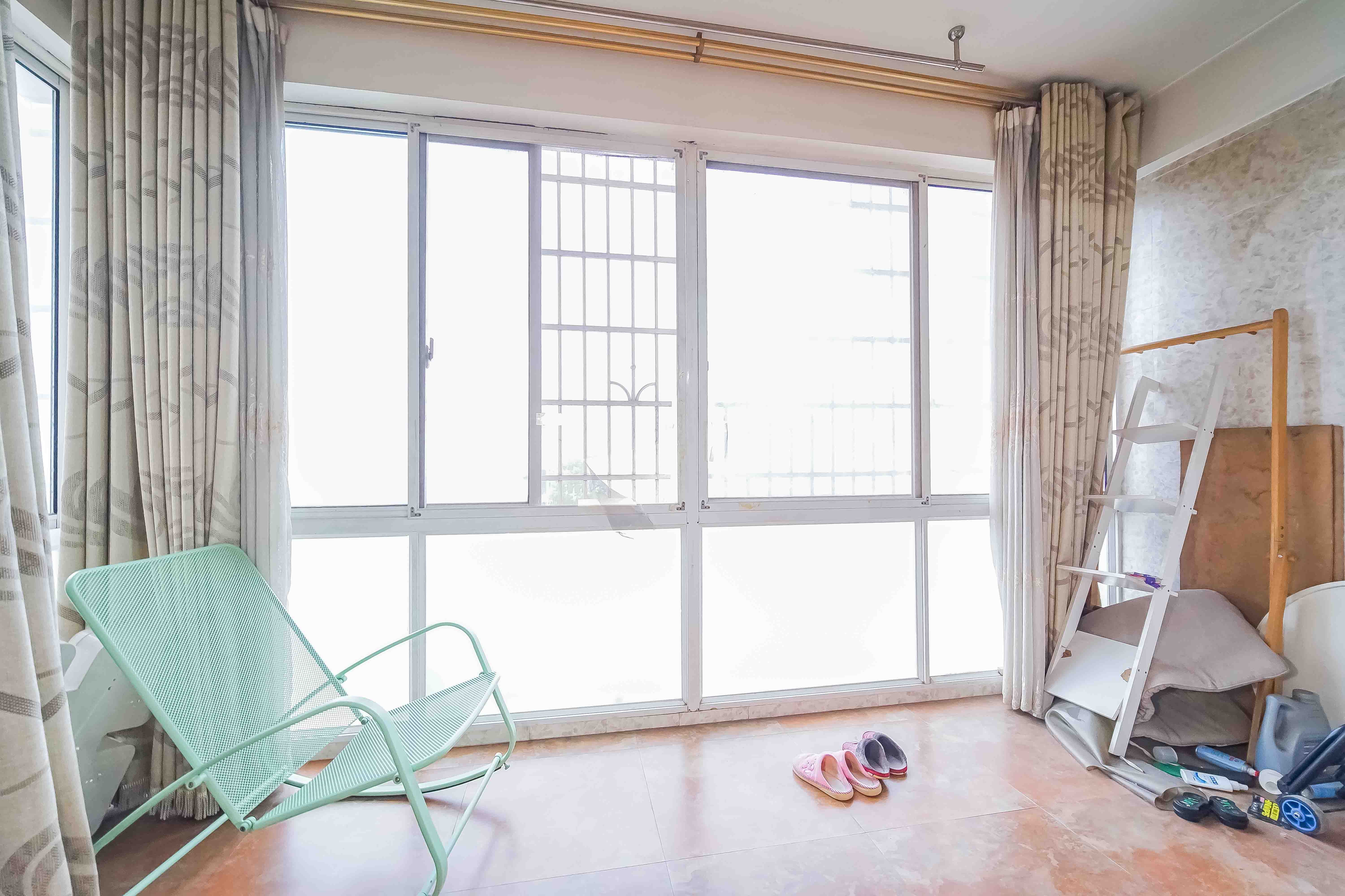 城市山水豪园（山水城市风景）  3室2厅2卫   118.00万阳台