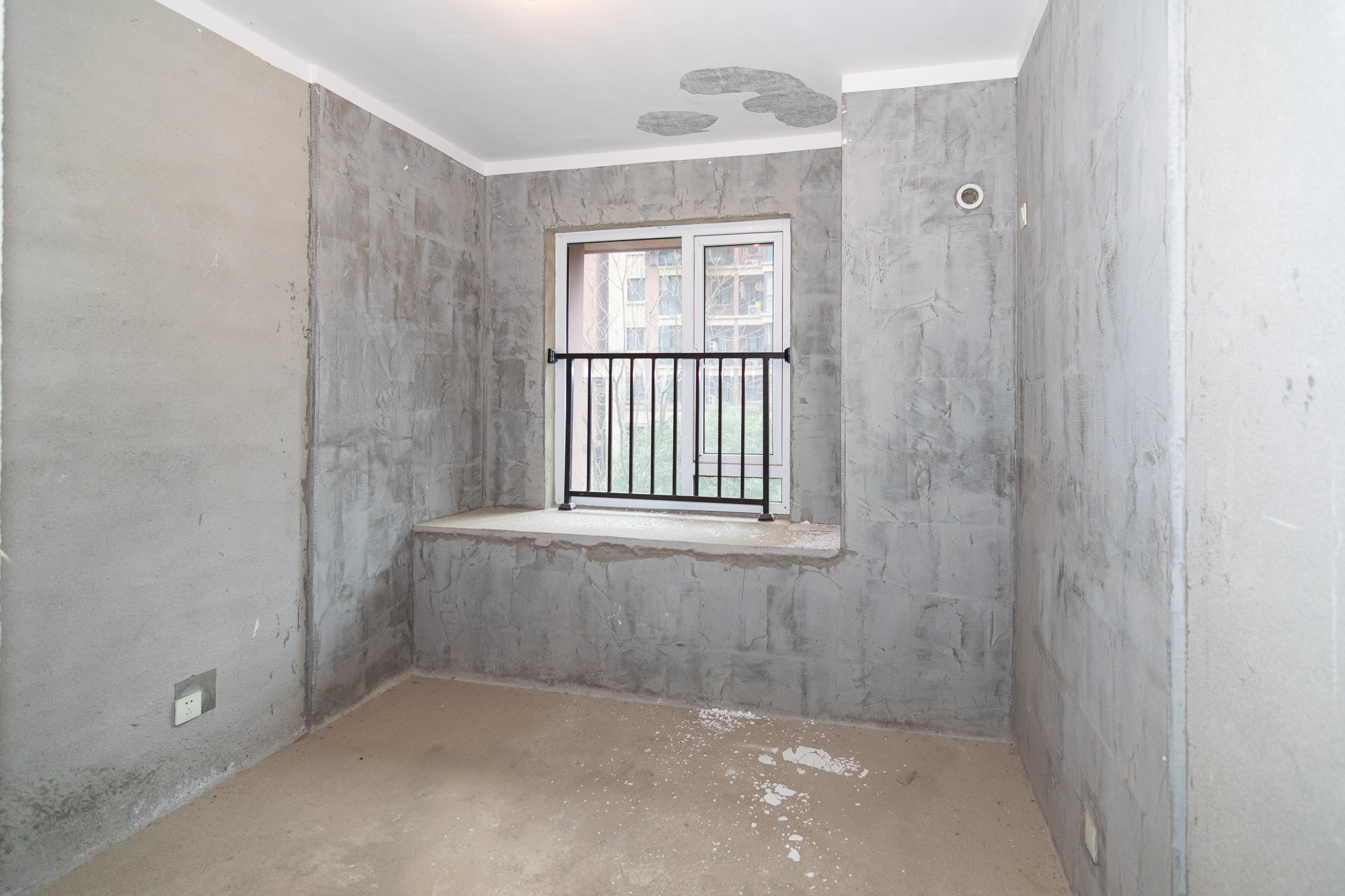 新城国际花都 3室2厅2卫 68.0万 新城国际花都 3室2厅2卫 68.0万卧室