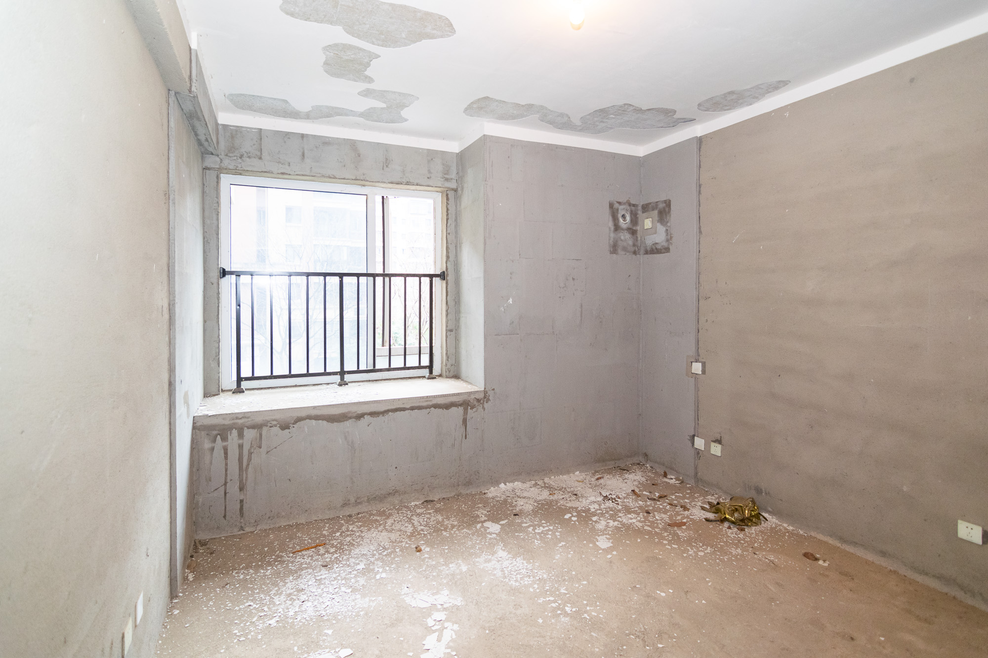 新城国际花都 3室2厅2卫 68.0万 新城国际花都 3室2厅2卫 68.0万卧室