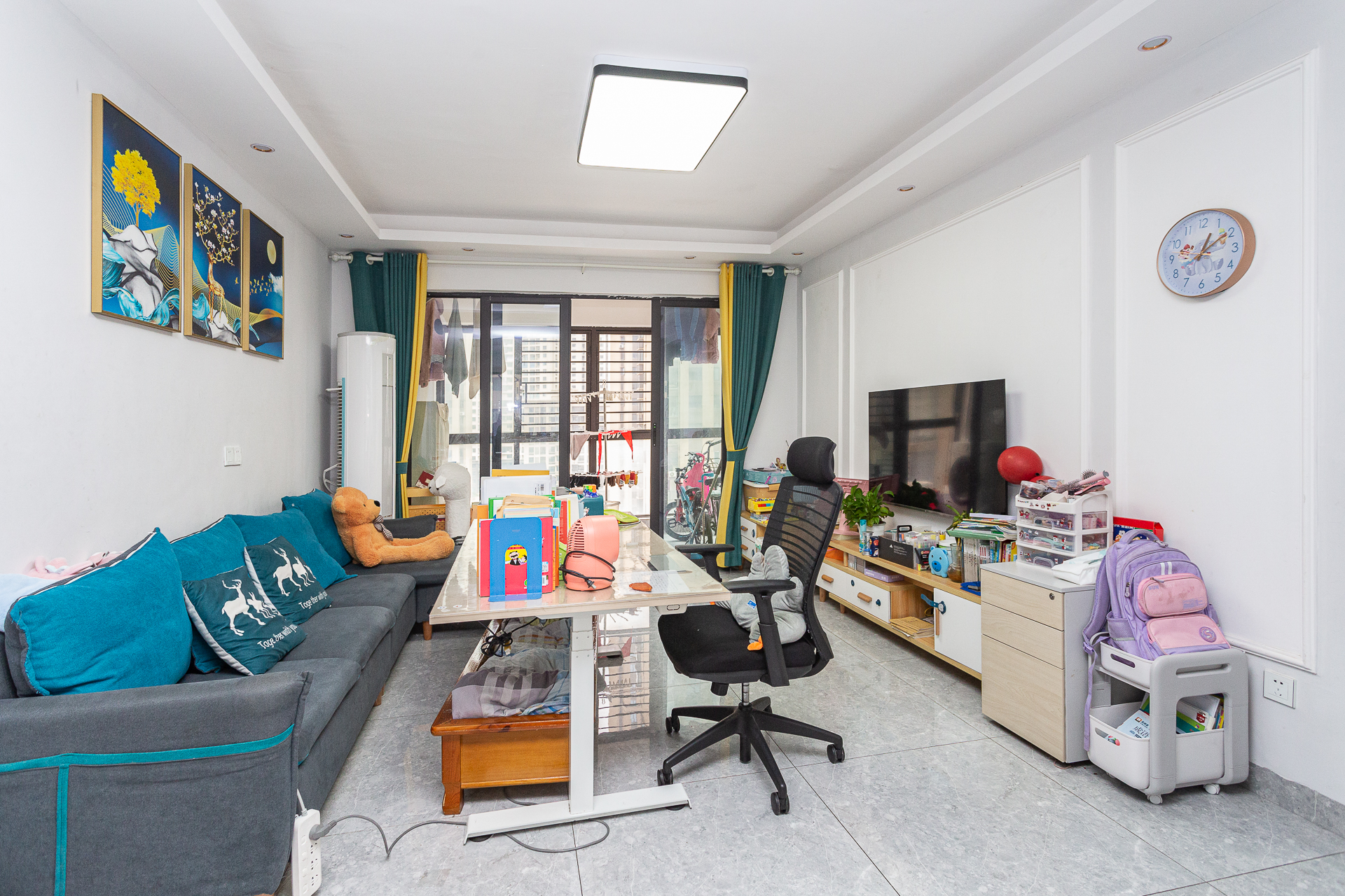 勤诚达境界城 4室2厅2卫 123.0万 勤诚达境界城 4室2厅2卫 123.0万客厅