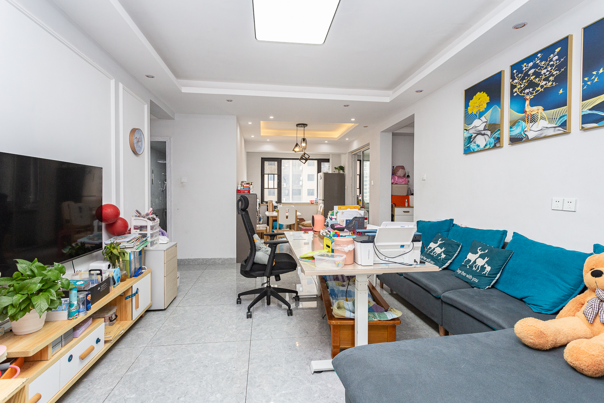 勤诚达境界城 4室2厅2卫 123.0万 勤诚达境界城 4室2厅2卫 123.0万客厅