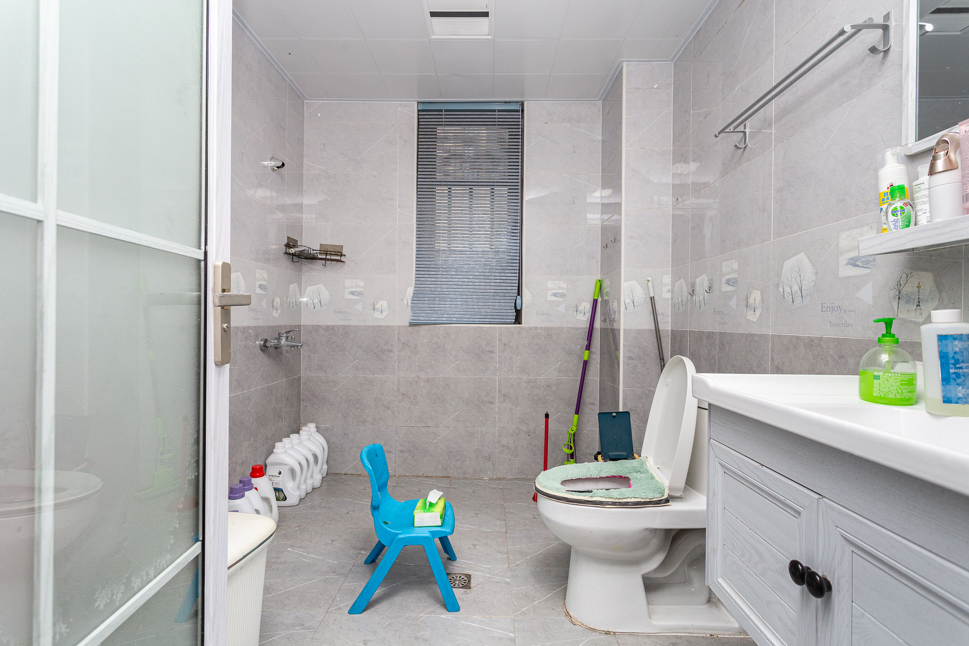 勤诚达境界城 4室2厅2卫 123.0万 勤诚达境界城 4室2厅2卫 123.0万卫生间