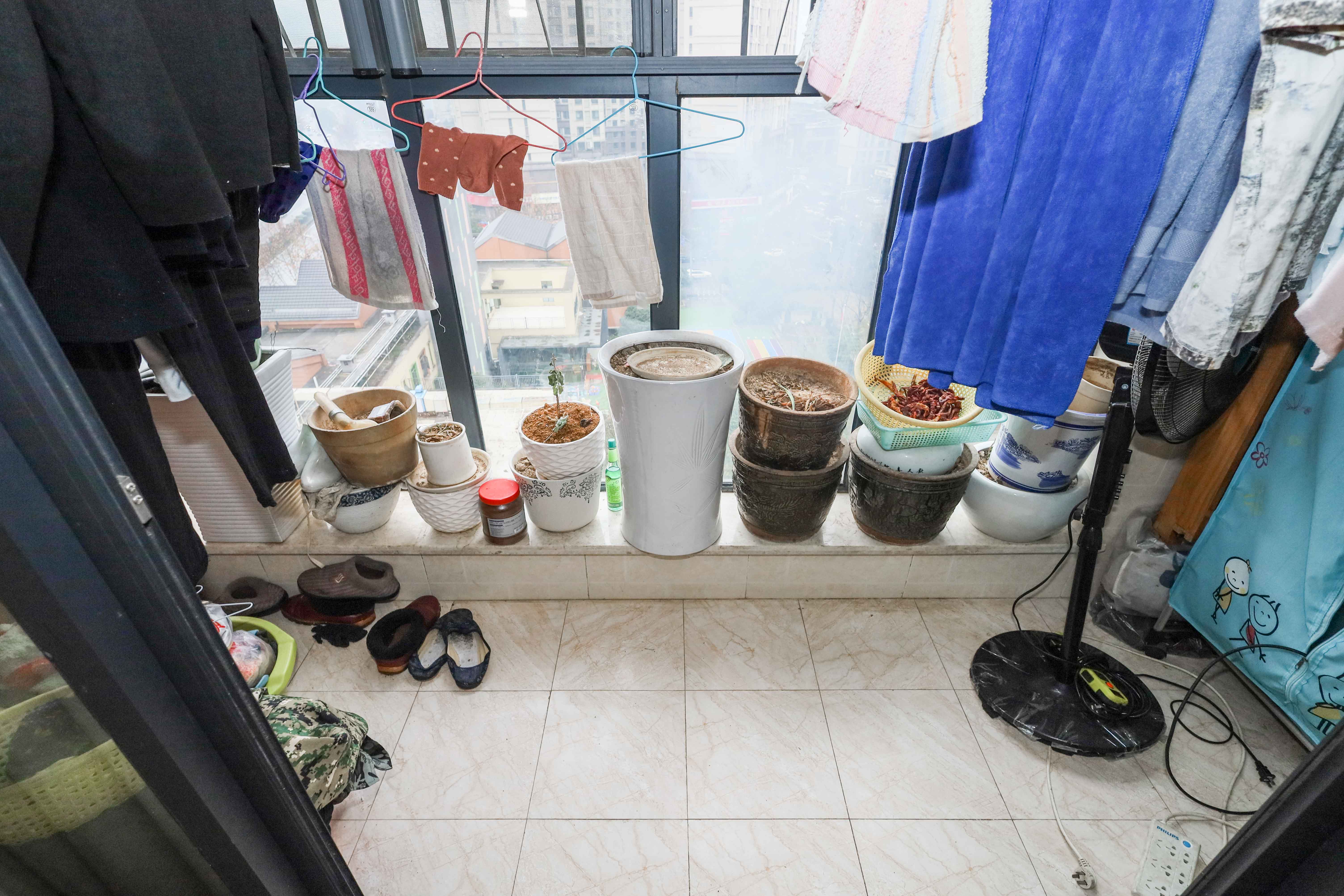 中海梅溪湖壹号  3室2厅1卫    176.0万阳台