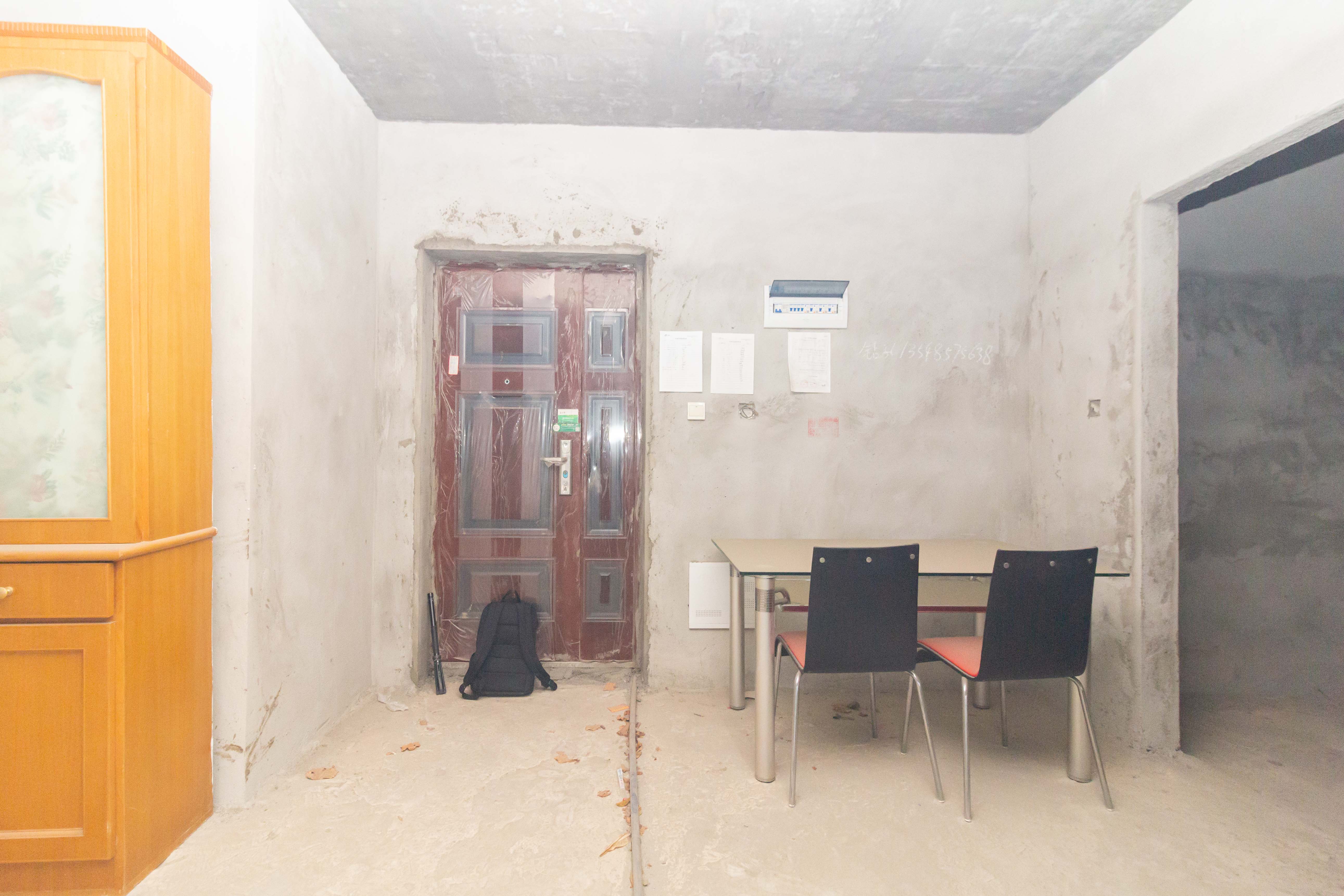 金广星苑  3室2厅1卫    63.8万 金广星苑  3室2厅1卫    63.8万客厅