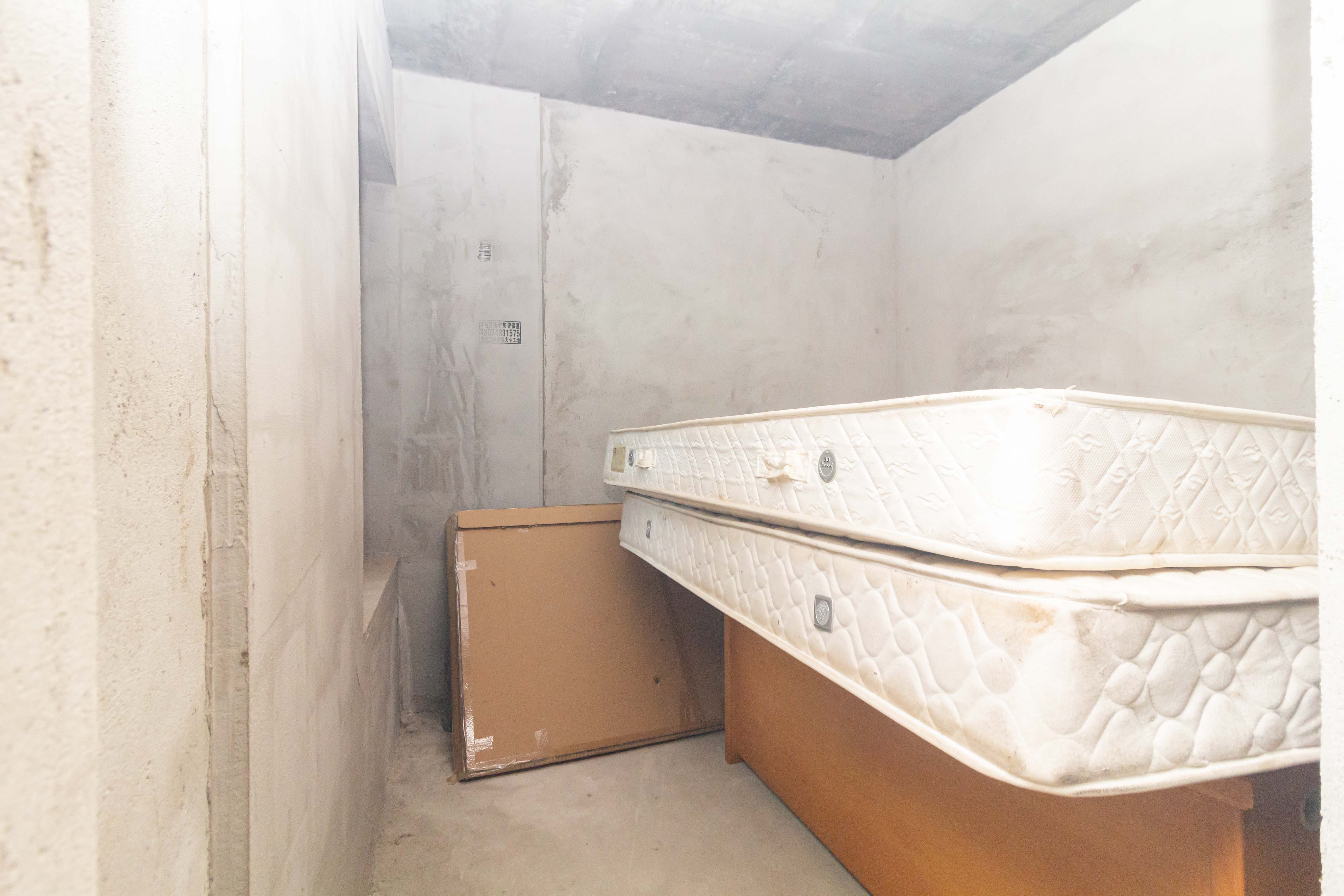 金广星苑  3室2厅1卫    63.8万 金广星苑  3室2厅1卫    63.8万卧室