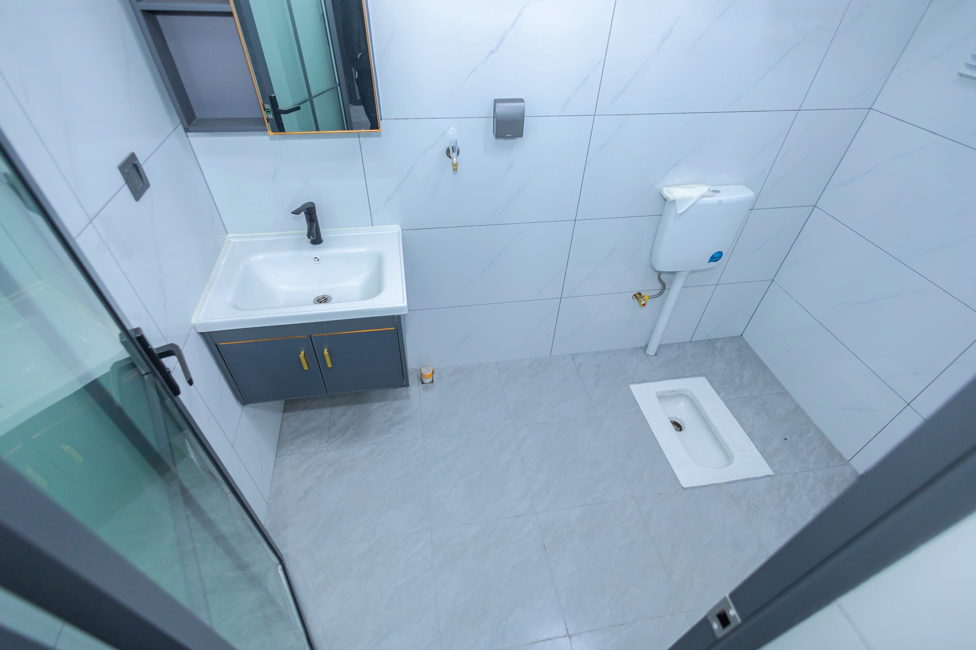 星沙二区 8室2厅4卫 145.0万 星沙二区 8室2厅4卫 145.0万卫生间