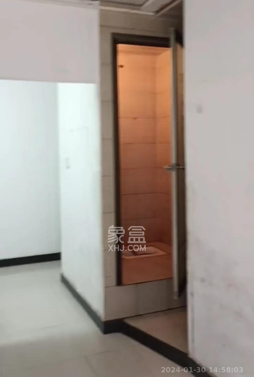 网船班小区  1室1厅1卫   850.00元/月室内图
