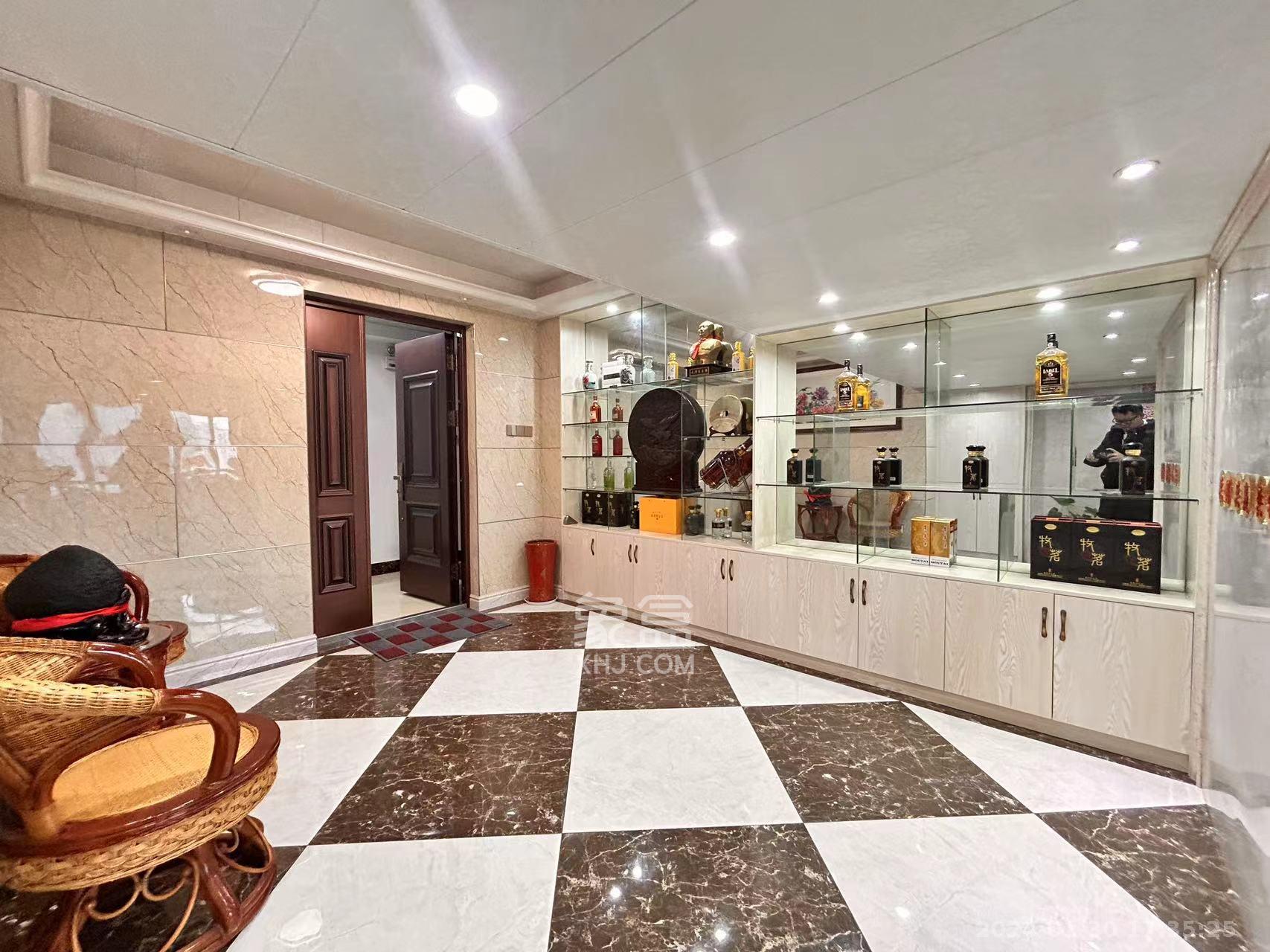 荣悦台 2室2厅1卫 6000.0元/月 荣悦台 2室2厅1卫 6000.0元/月室内图