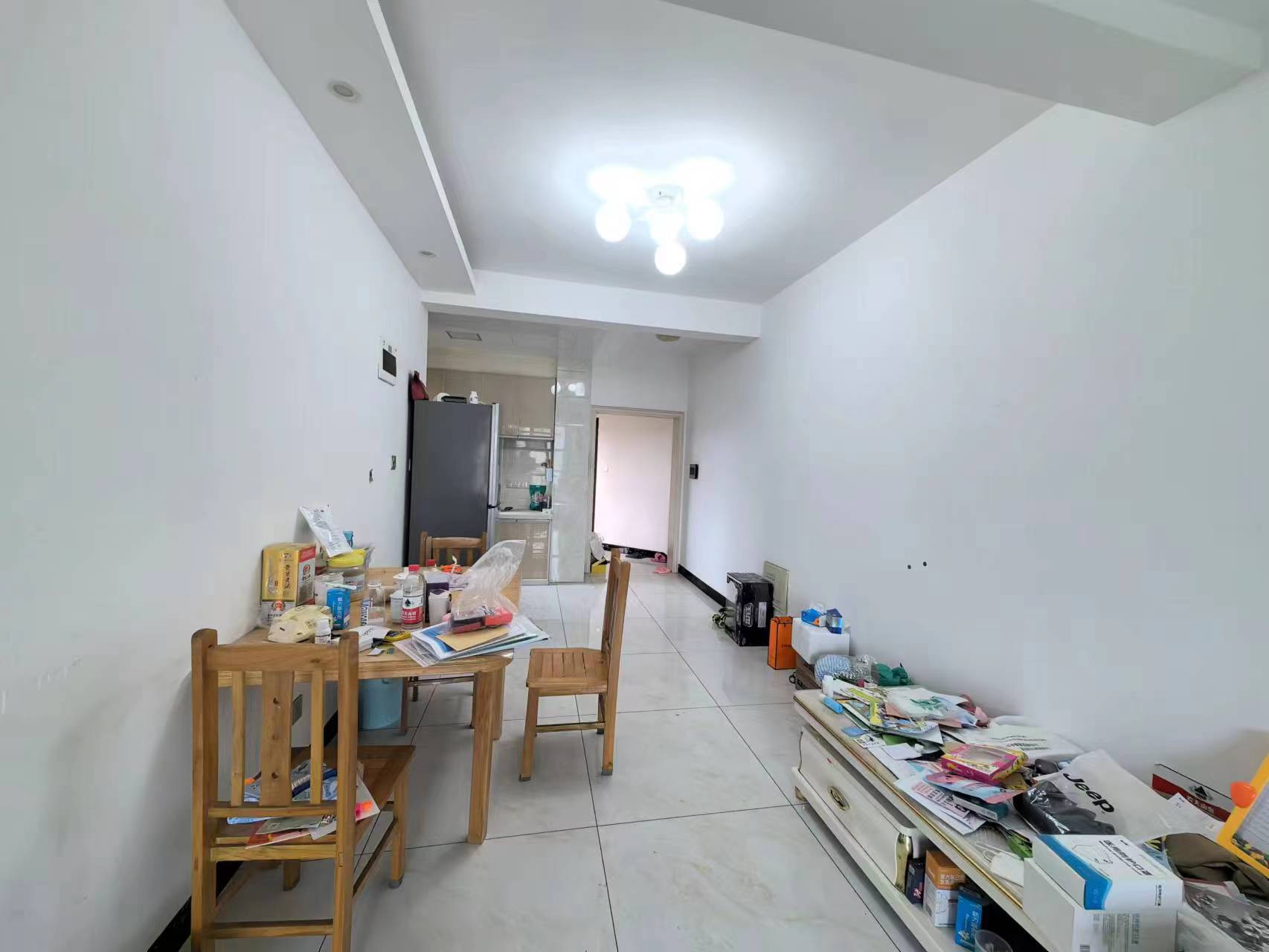 龙腾国际 2室2厅1卫 48.0万 龙腾国际 2室2厅1卫 48.0万室内图