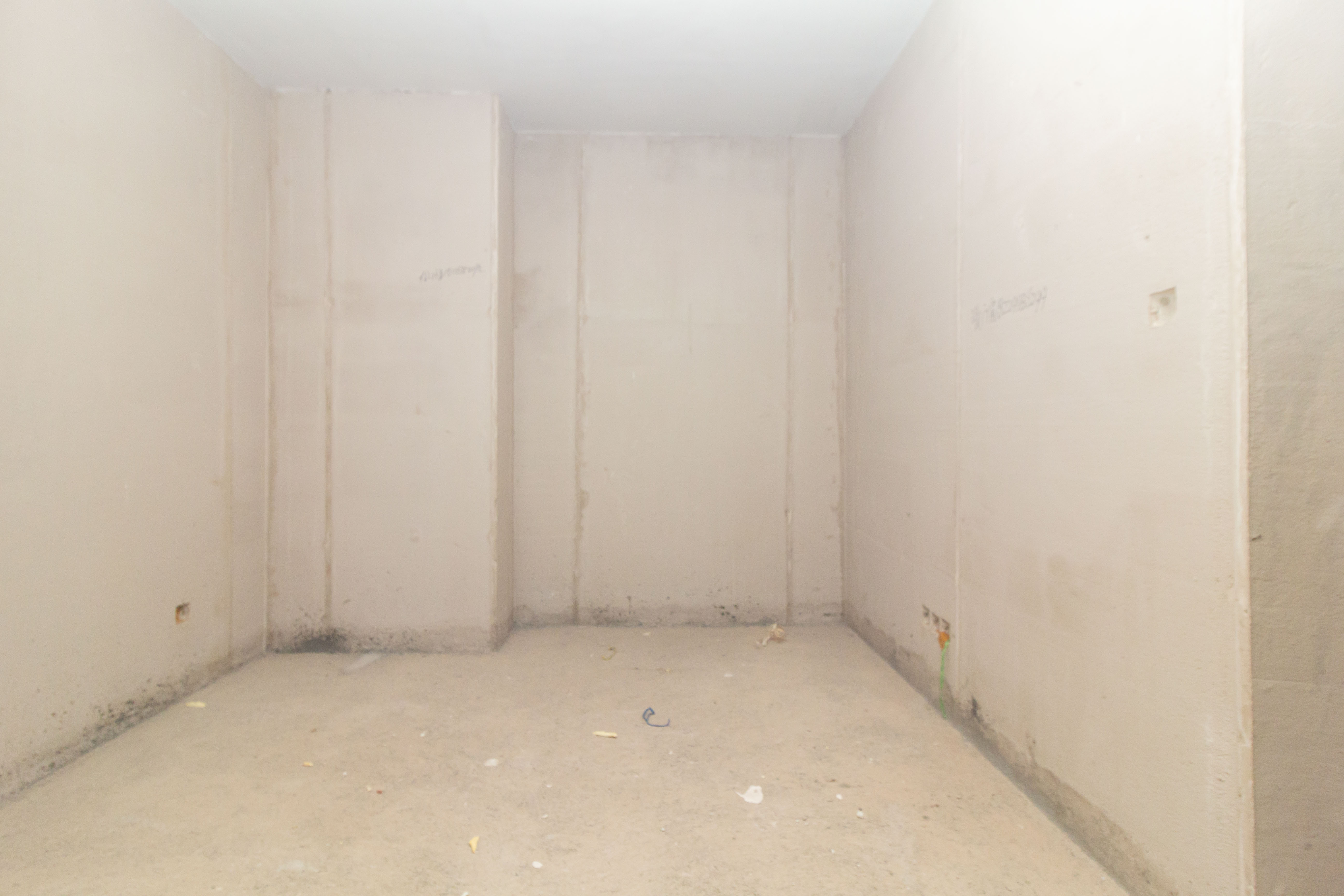 佳源东方璟园  4室2厅1卫    75.0万 佳源东方璟园  4室2厅1卫    75.0万卧室